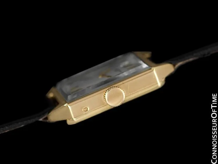 1930's Vacheron & Constantin Vintage Mens Midsize Art Deco Watch - 18K Gold