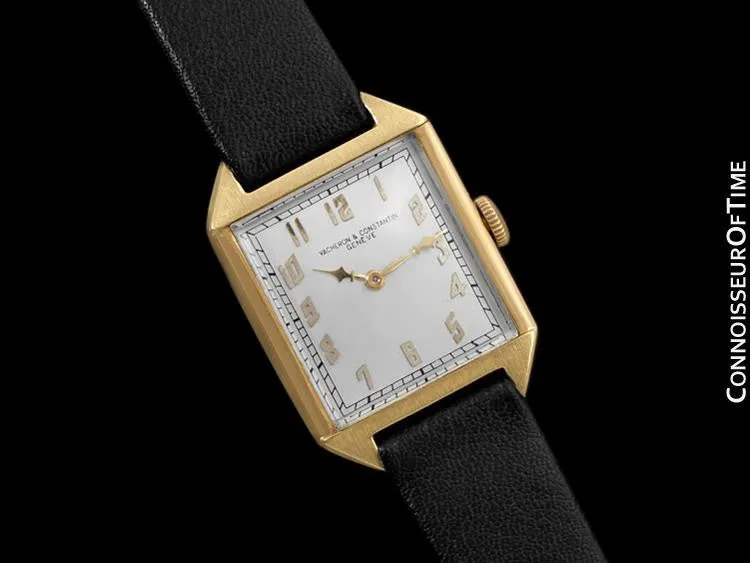1930's Vacheron & Constantin Vintage Mens Midsize Art Deco Watch - 18K Gold