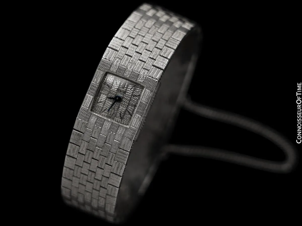1970's Piaget Ladies Vintage Backwind Bracelet Watch - 18K White Gold