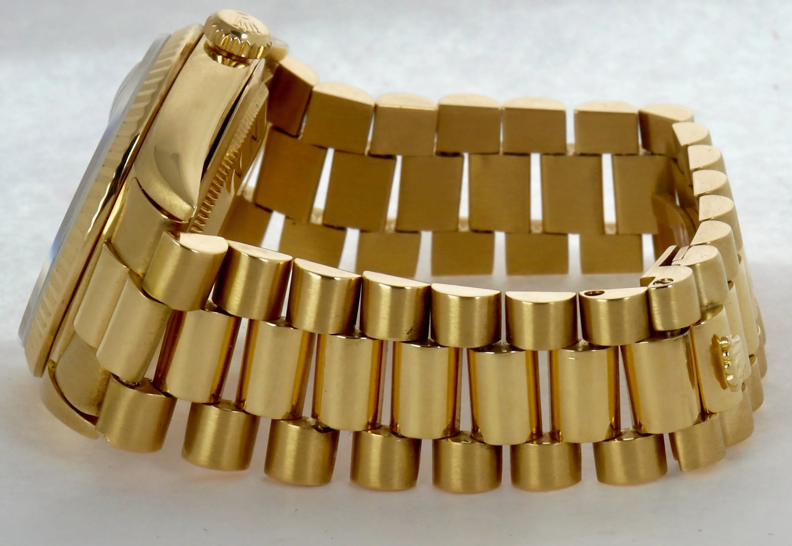 1988 Rolex Day-Date President 18238 36mm Double Quickset 18K Yellow Gold Watch