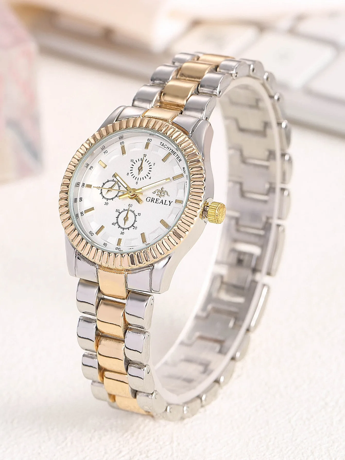 1pc Minimalist Quartz Watch & 4pcs Bracelet & 1pc Strap Link Removal Tool - Gold