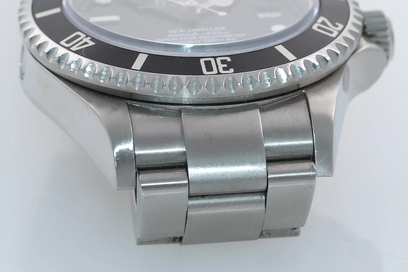 2005 MINT Rolex Sea-Dweller Steel 16600 Black Dial Date 40mm Watch Box