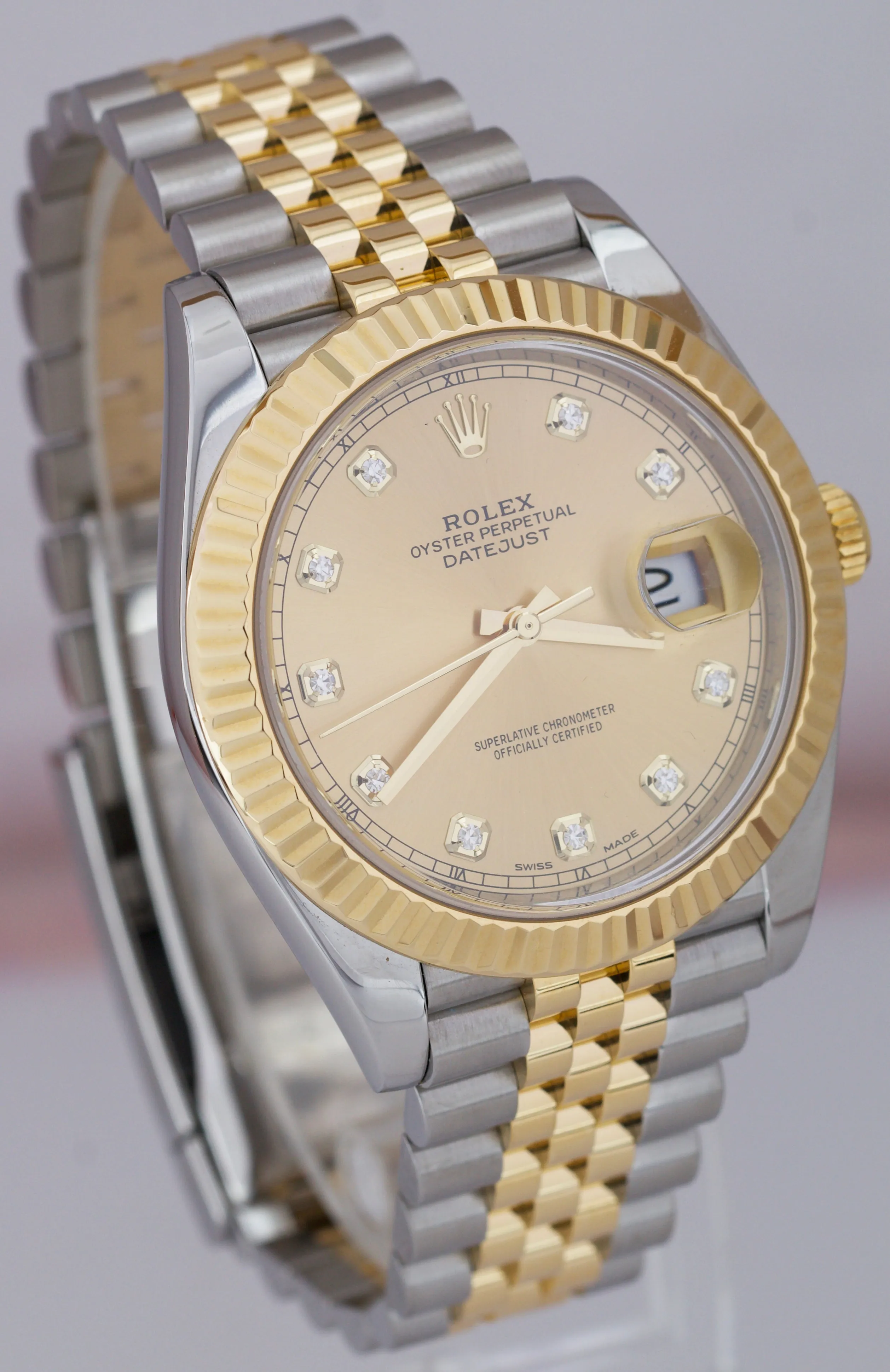 2017 BOX PAPERS Rolex DateJust 41 126333 Champagne Two-Tone 41mm Jubilee Watch