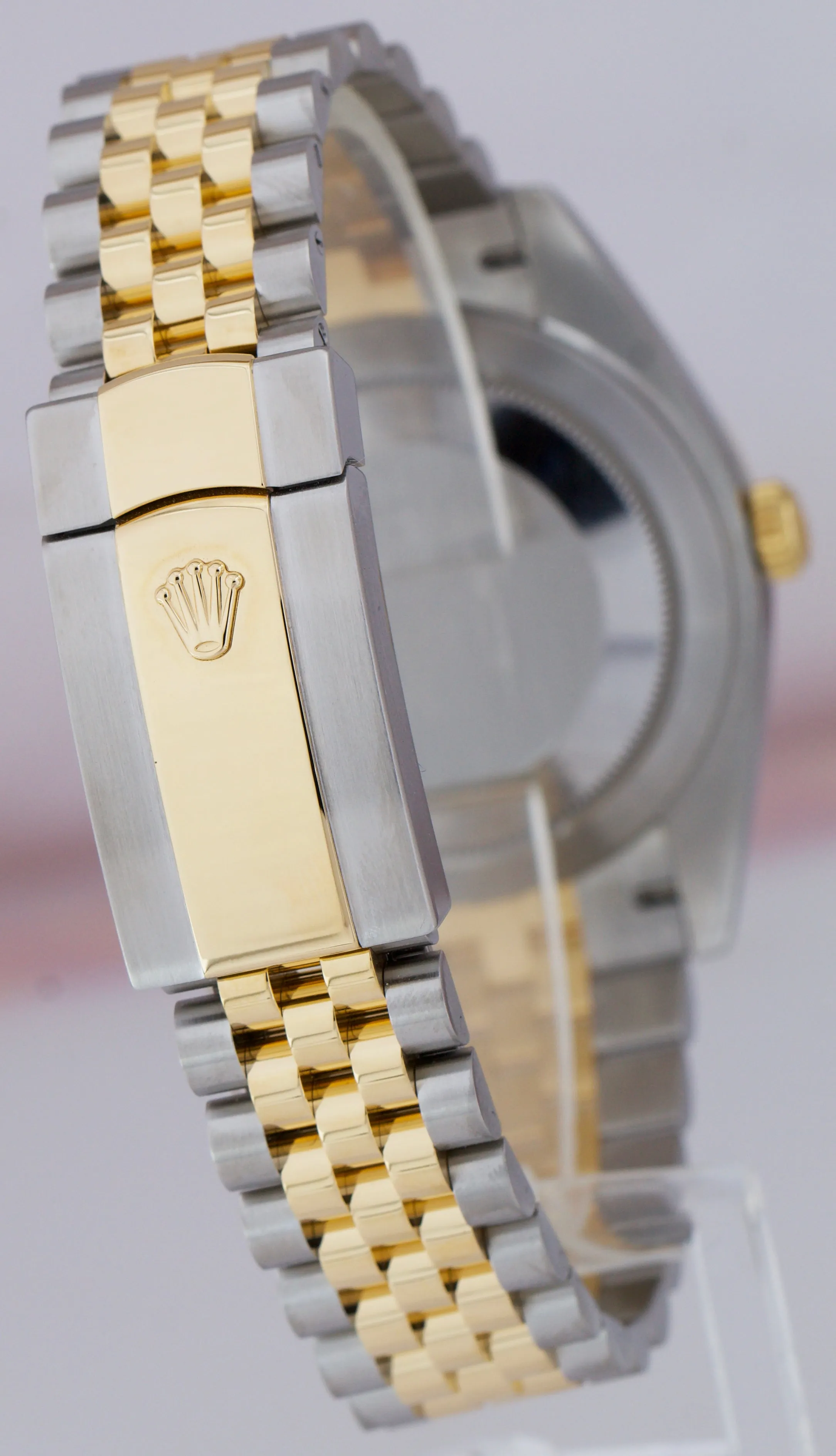 2017 BOX PAPERS Rolex DateJust 41 126333 Champagne Two-Tone 41mm Jubilee Watch