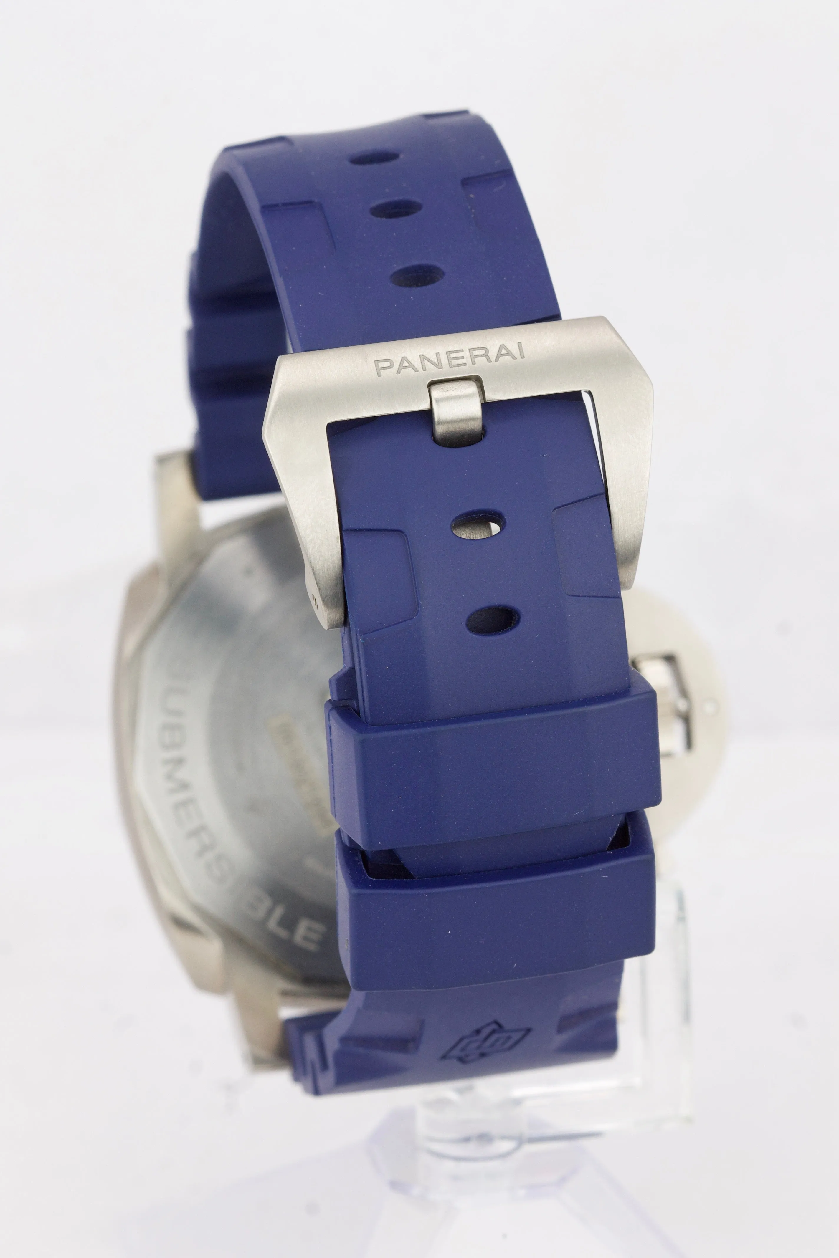 2019 MINT Panerai Luminor Submersible Blue BMG-Tech PAM 692 47mm PAM00692 Watch