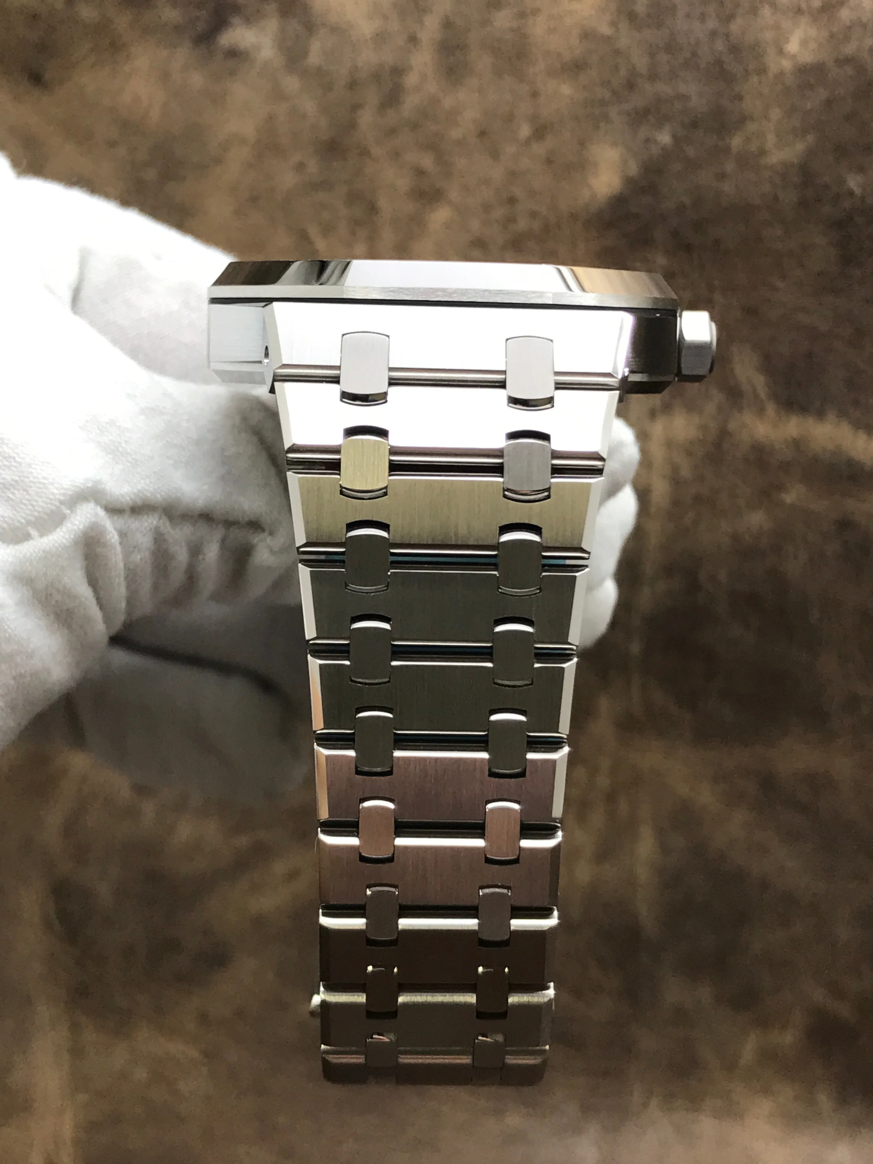 Audemars Piguet Royal oak 41 Unworn 15500st.OO.1220st.01 Blue Dial Automatic Men's Watch