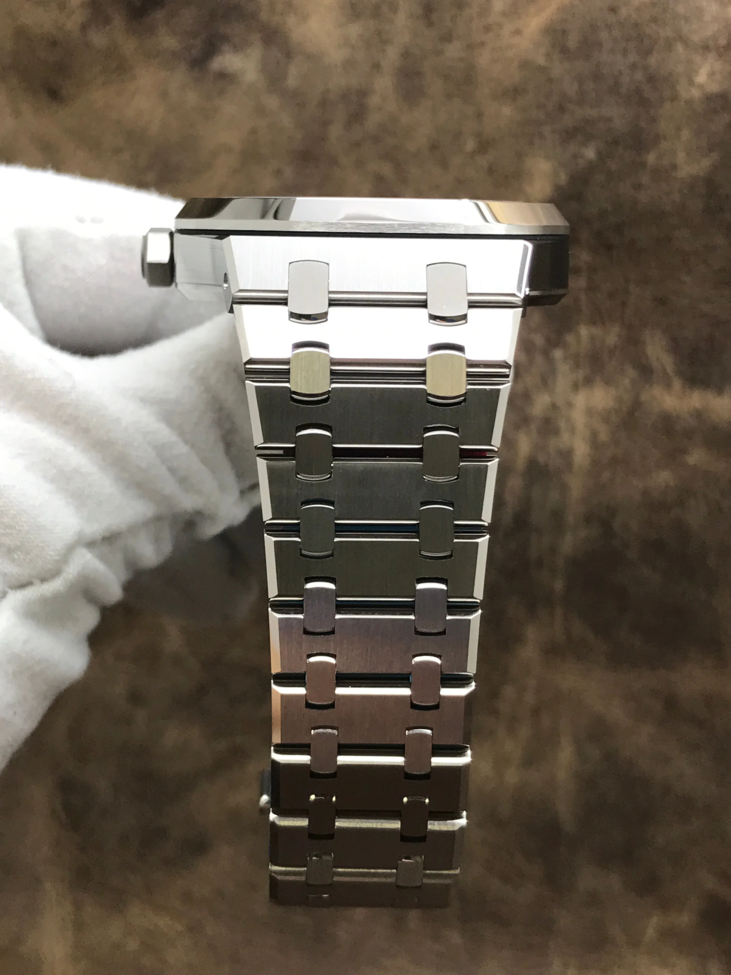 Audemars Piguet Royal oak 41 Unworn 15500st.OO.1220st.01 Blue Dial Automatic Men's Watch