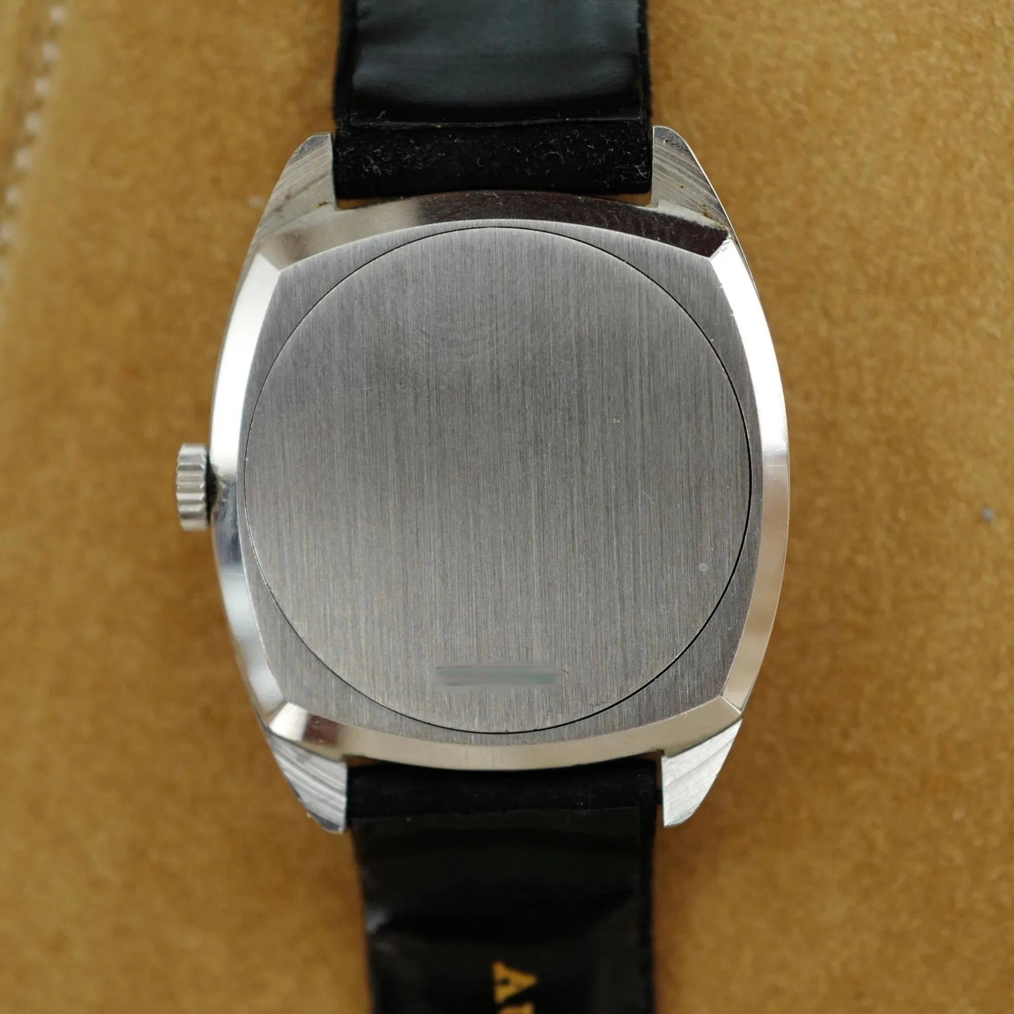 Audemars Piguet White Gold Tonneau Watch Ref. 5369 with Rare Linen Dial