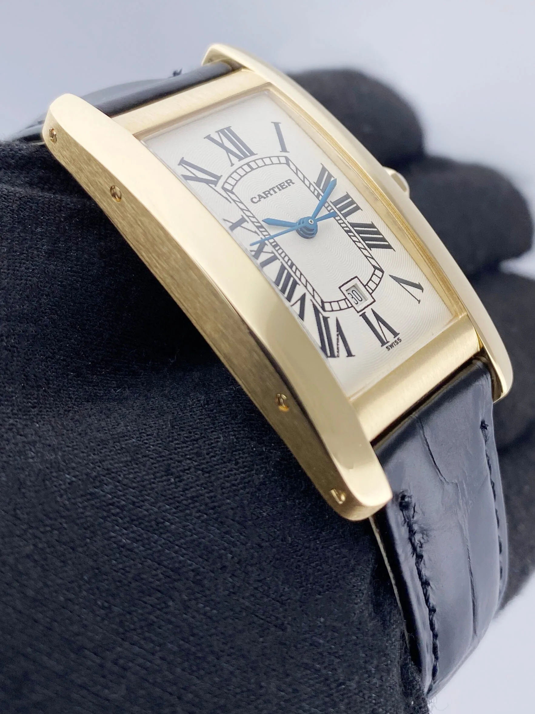 Cartier Tank Americaine W2603556 18K Yellow Gold Ladies Watch