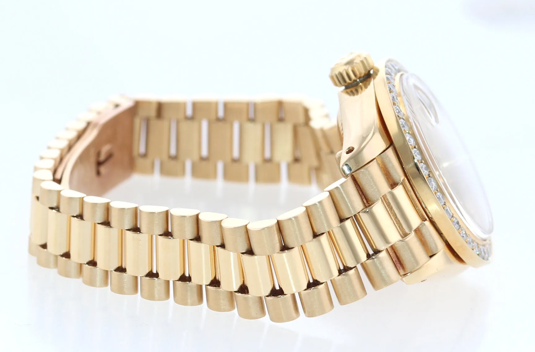 DIAMONDS Ladies Rolex DateJust President 26mm MOP 6917 18k Yellow Gold Watch