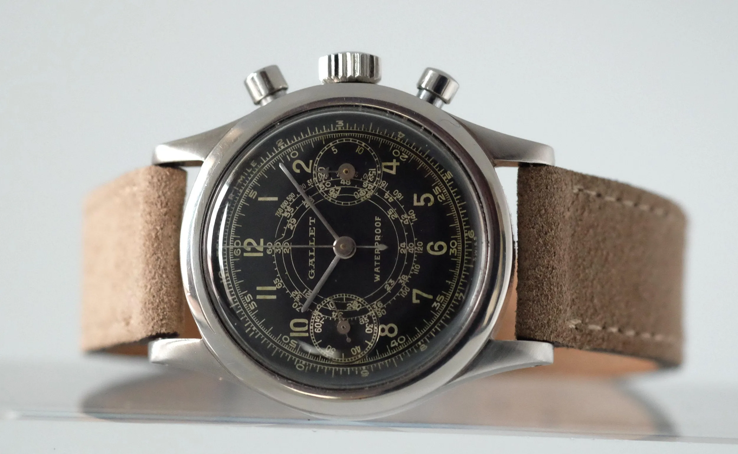 Gallet MultiChron 30mm Clamshell Chronograph with Gilt Dial