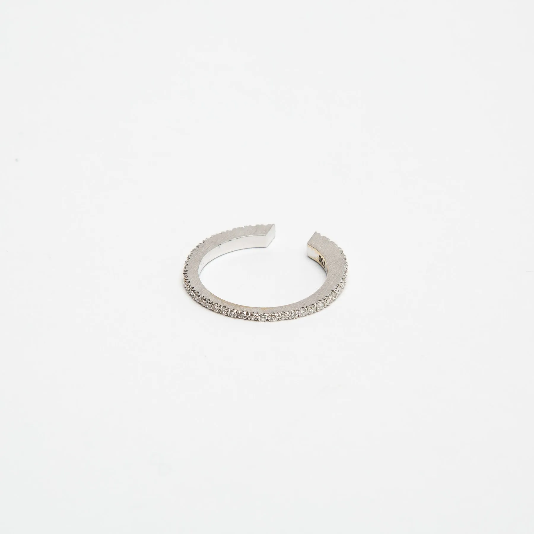 HADAR NORNBERG | PAVE DIAMOND UNTITLED RING