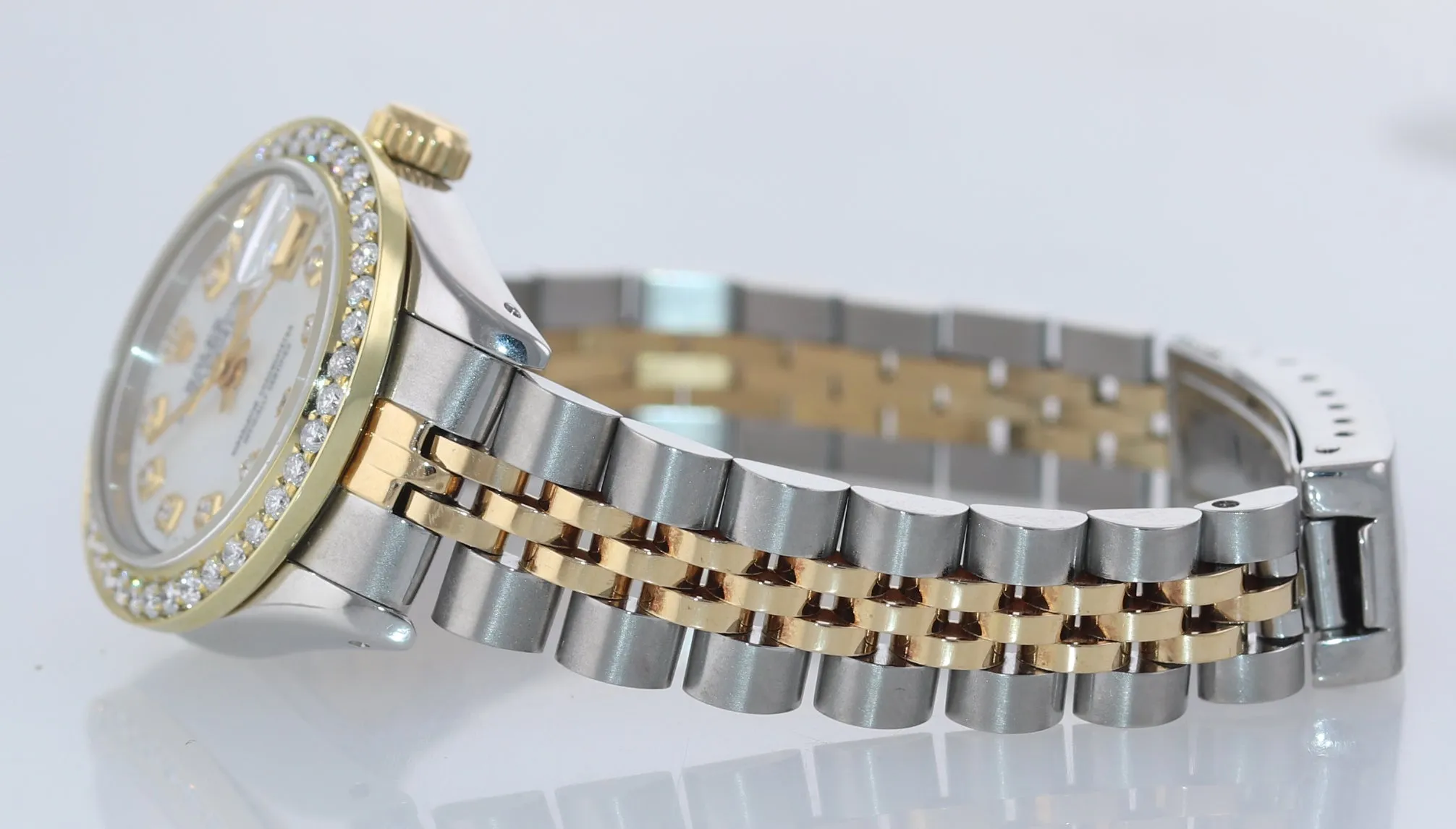 Ladies Rolex DateJust 69173 White MOP Diamond 26mm Two-Tone Oyster Watch Box