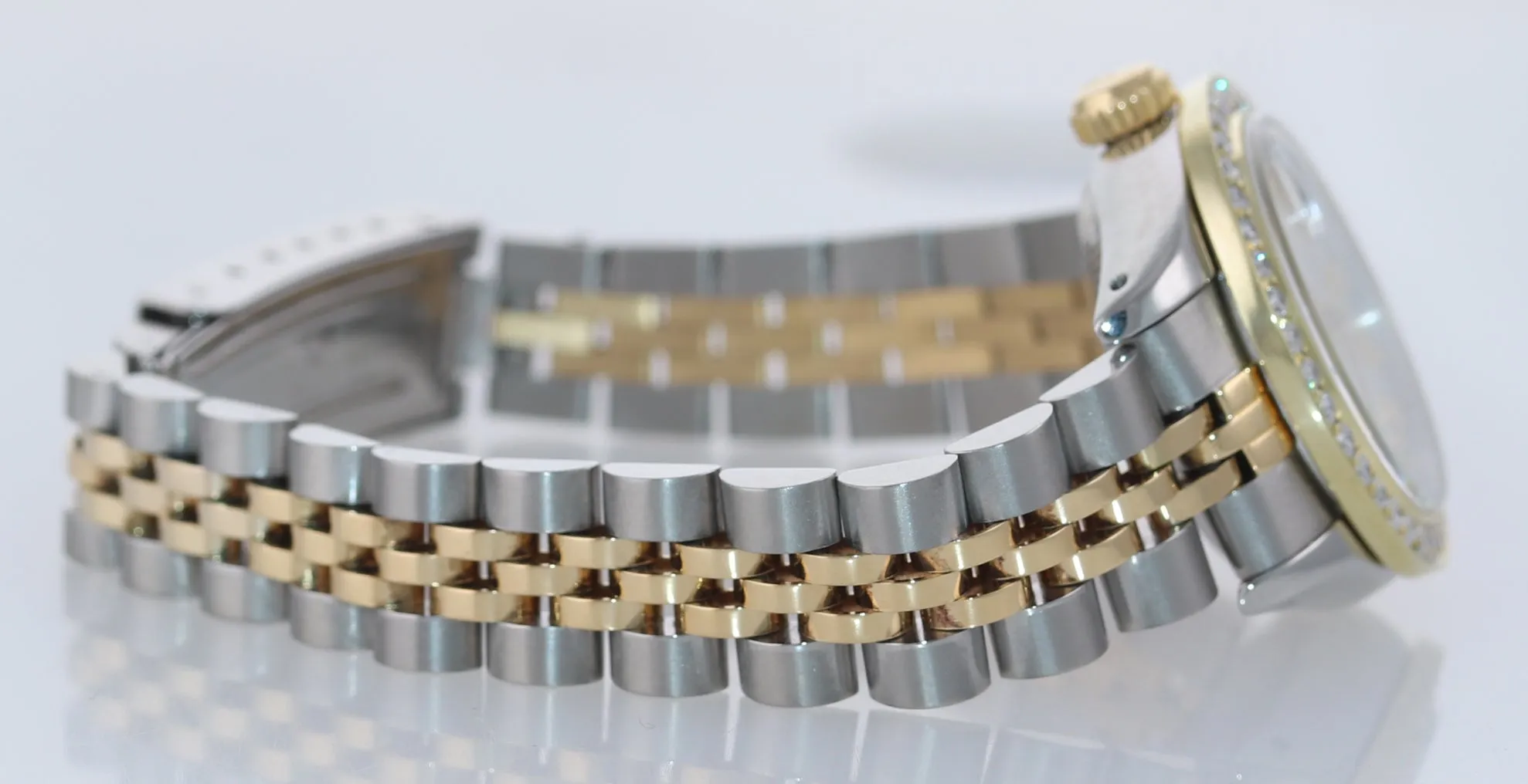 Ladies Rolex DateJust 69173 White MOP Diamond 26mm Two-Tone Oyster Watch Box