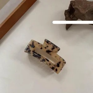 Large Hairpin
