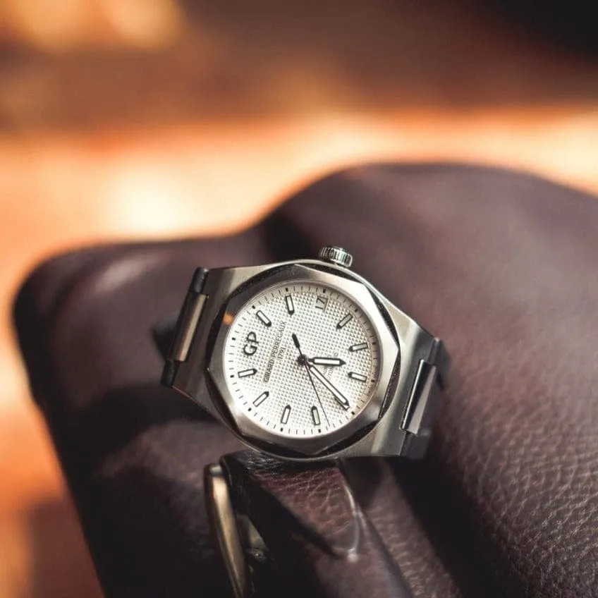 LAUREATO 42MM