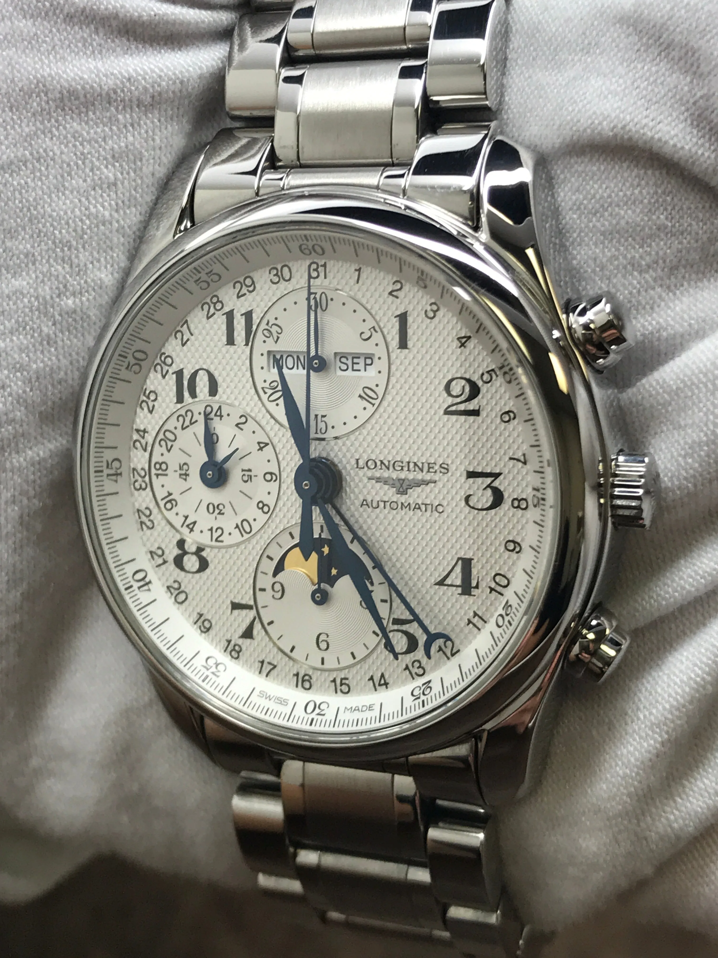 Longines Master Collection Moonphase L2.673.4.78.6 White Dial Automatic Men's Watch