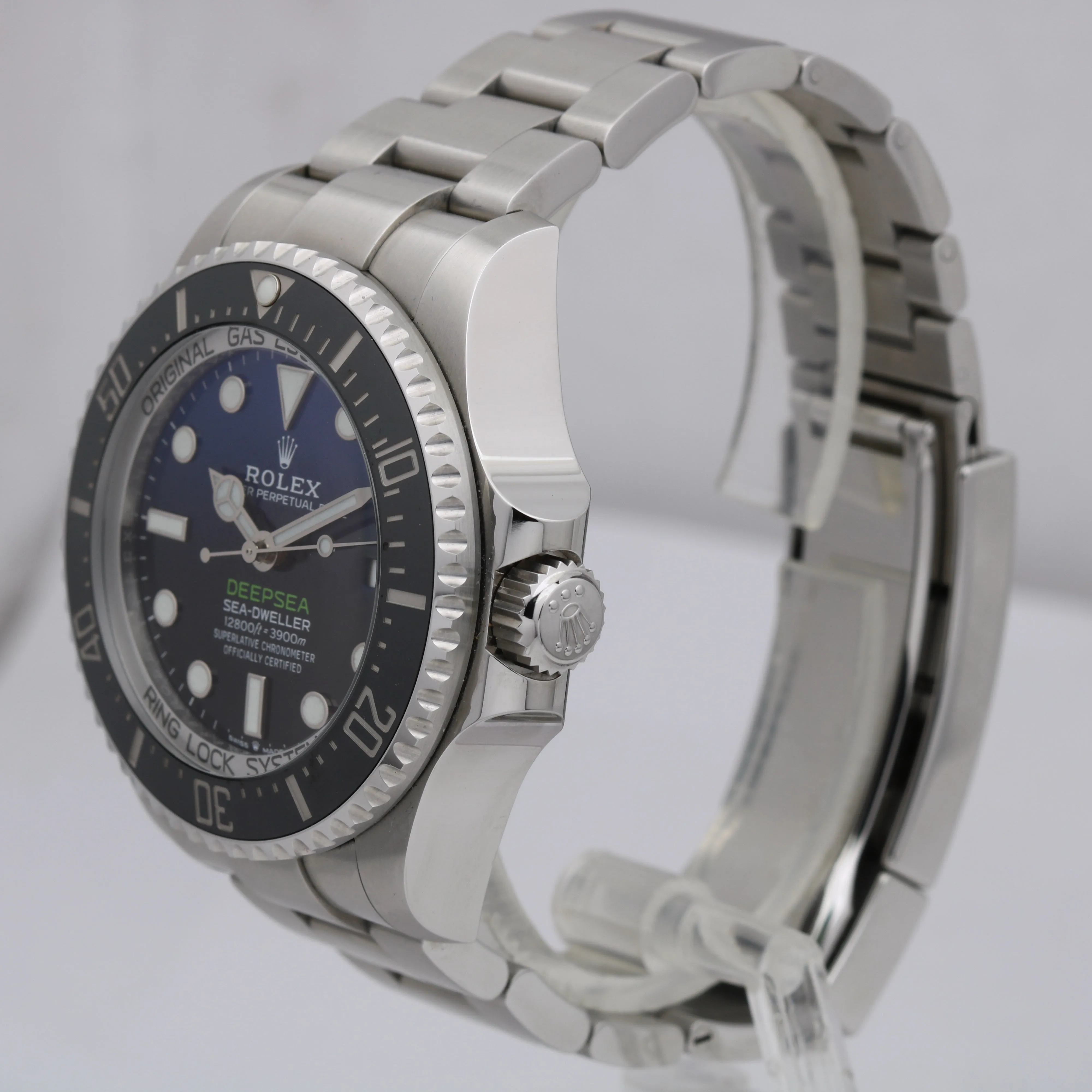 MAY 2022 Rolex Sea-Dweller Deepsea 126660 JAMES CAMERON Black Blue 44mm Watch