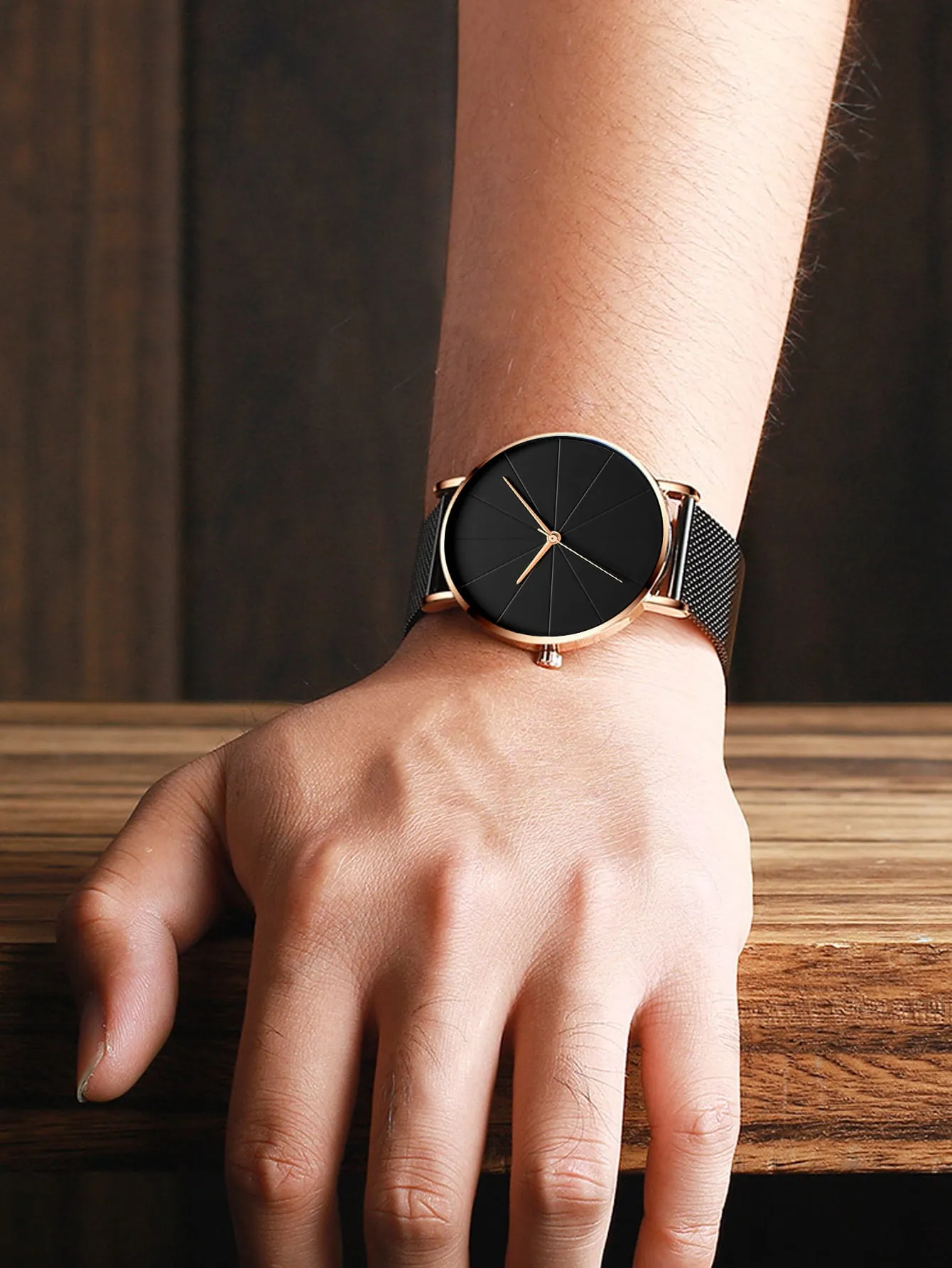 Men Round Pointer Quartz Watch- FD ⚡