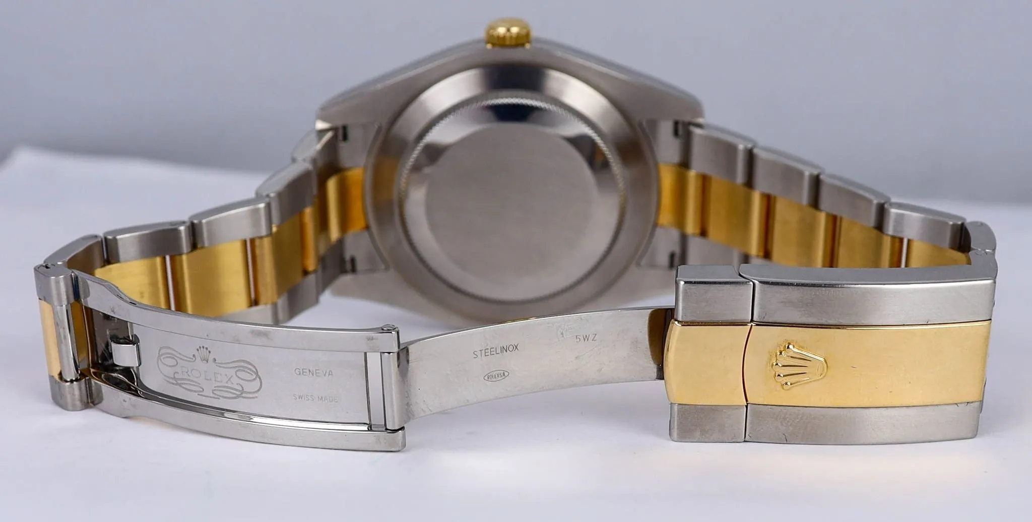 MINT Rolex Datejust II 41mm Black Two-Tone Yellow Gold Steel Watch 116333 BOX