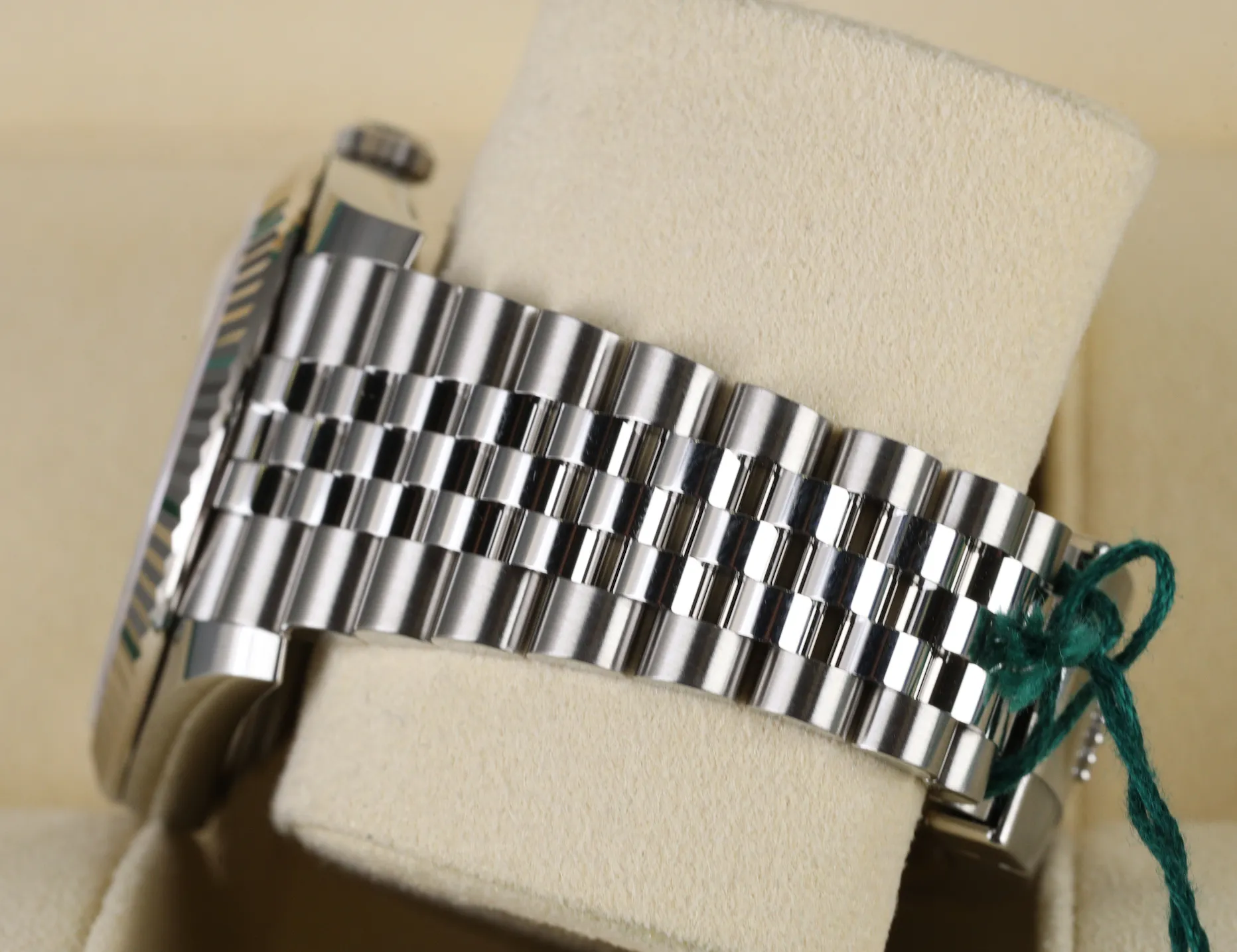 NEW AUG 2021 Rolex DateJust 41 White Roman 126334 Steel Fluted Jubilee Watch