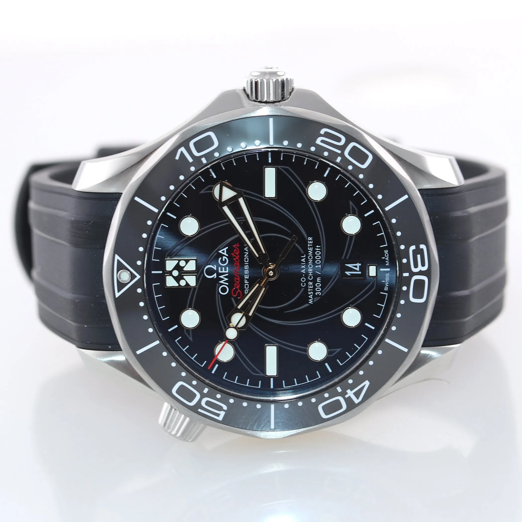 NEW Omega Seamaster 300M Limited 007 James Bond 210.22.42.20.01.004 42mm Watch