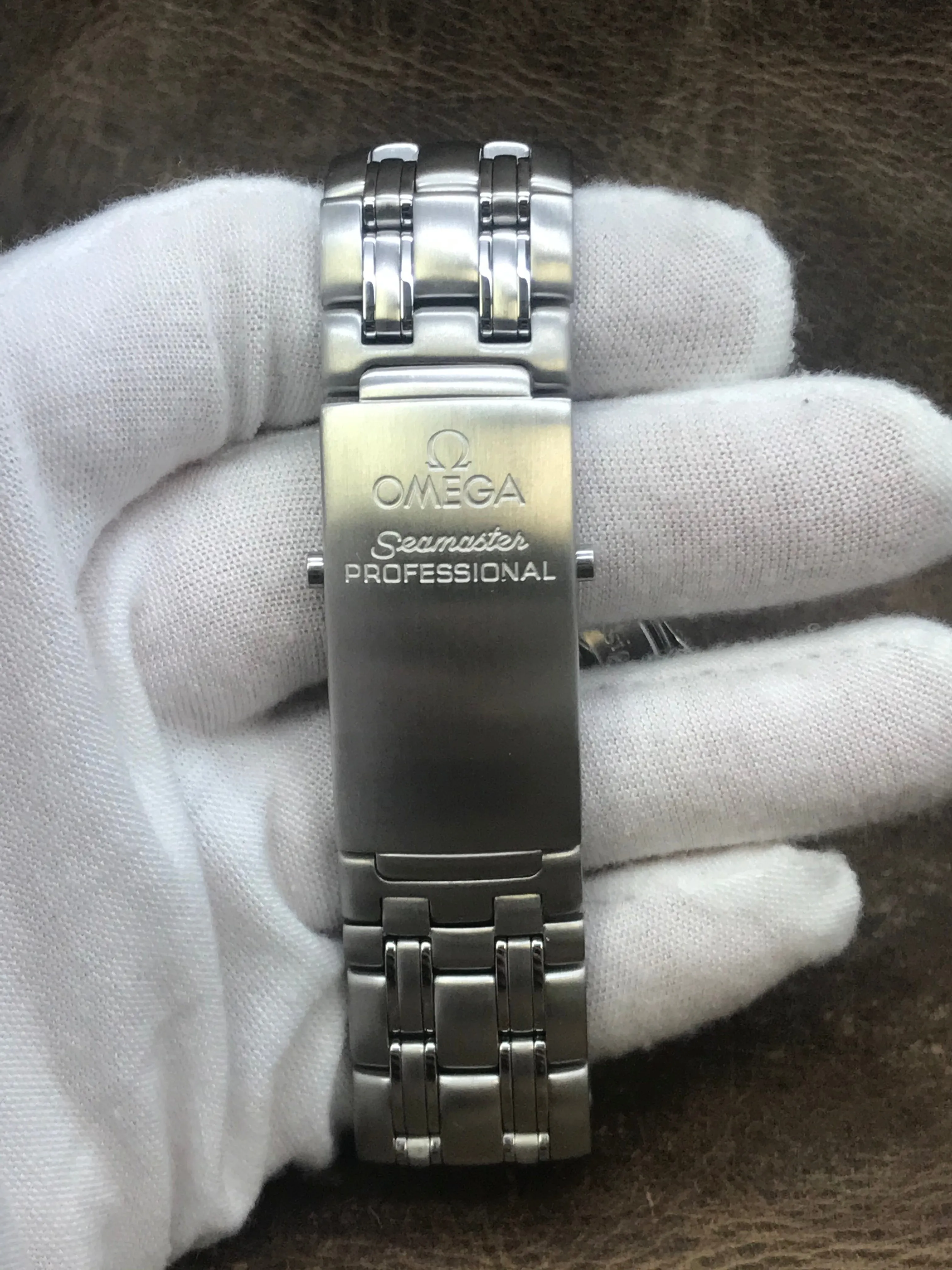 Omega Seamaster 300m America's Cup Limited Edition 2533.50.00 Black Dial Automatic Men's Watch