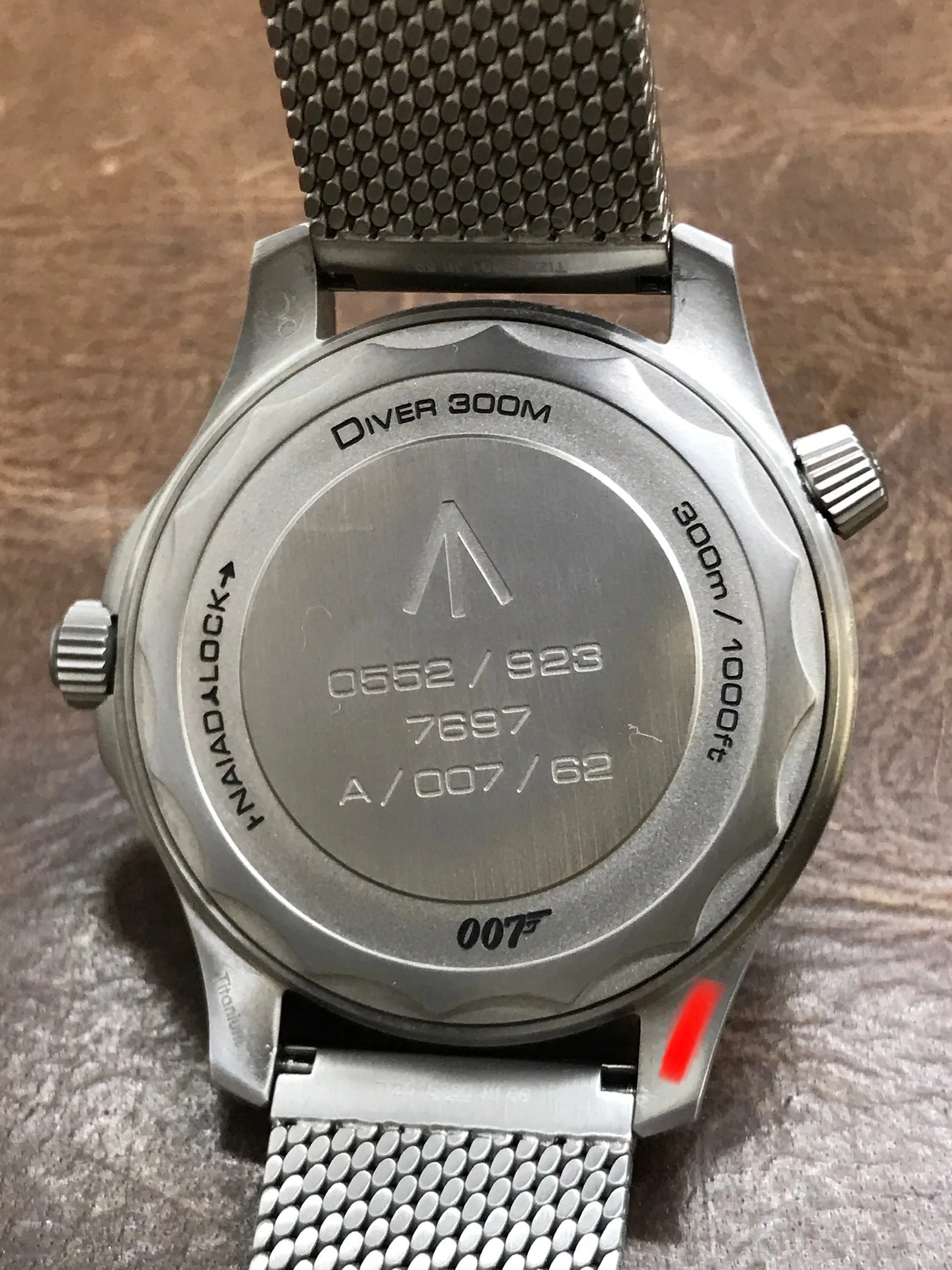 Omega Seamaster Diver 300M James Bond No Time To Die 007 210.90.42.20.01.001 Dark Brown Dial Automatic Men's Watch