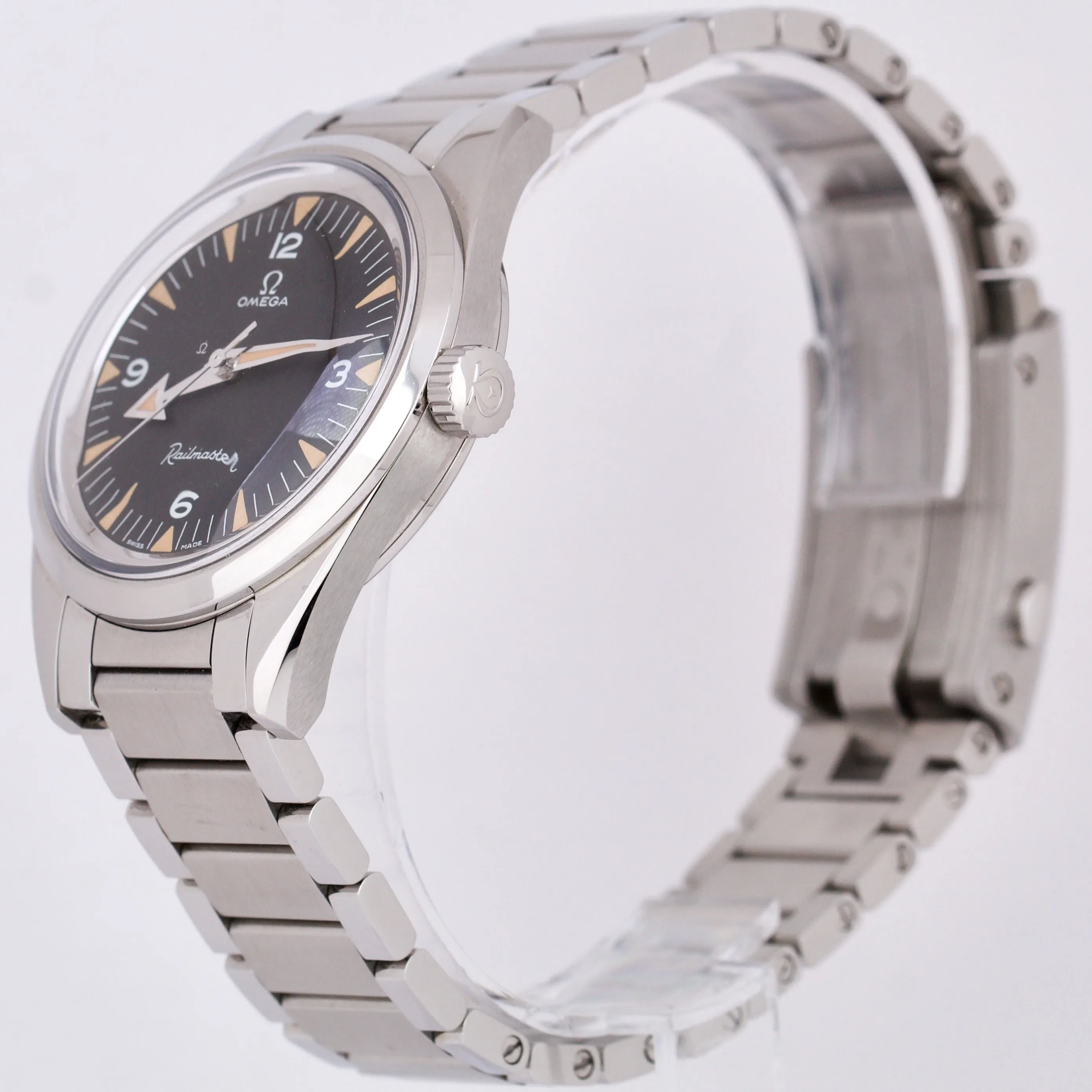 Omega Seamaster Railmaster 1957 Trilogy Black 38mm Steel 220.10.38.20.01.002 BOX