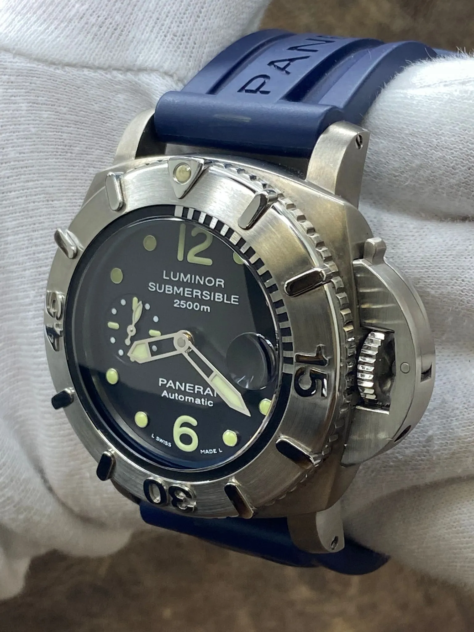 Panerai Submersible 2500M Ghost L.E. 250pcs PAM00285 Black Dial Automatic Men's Watch