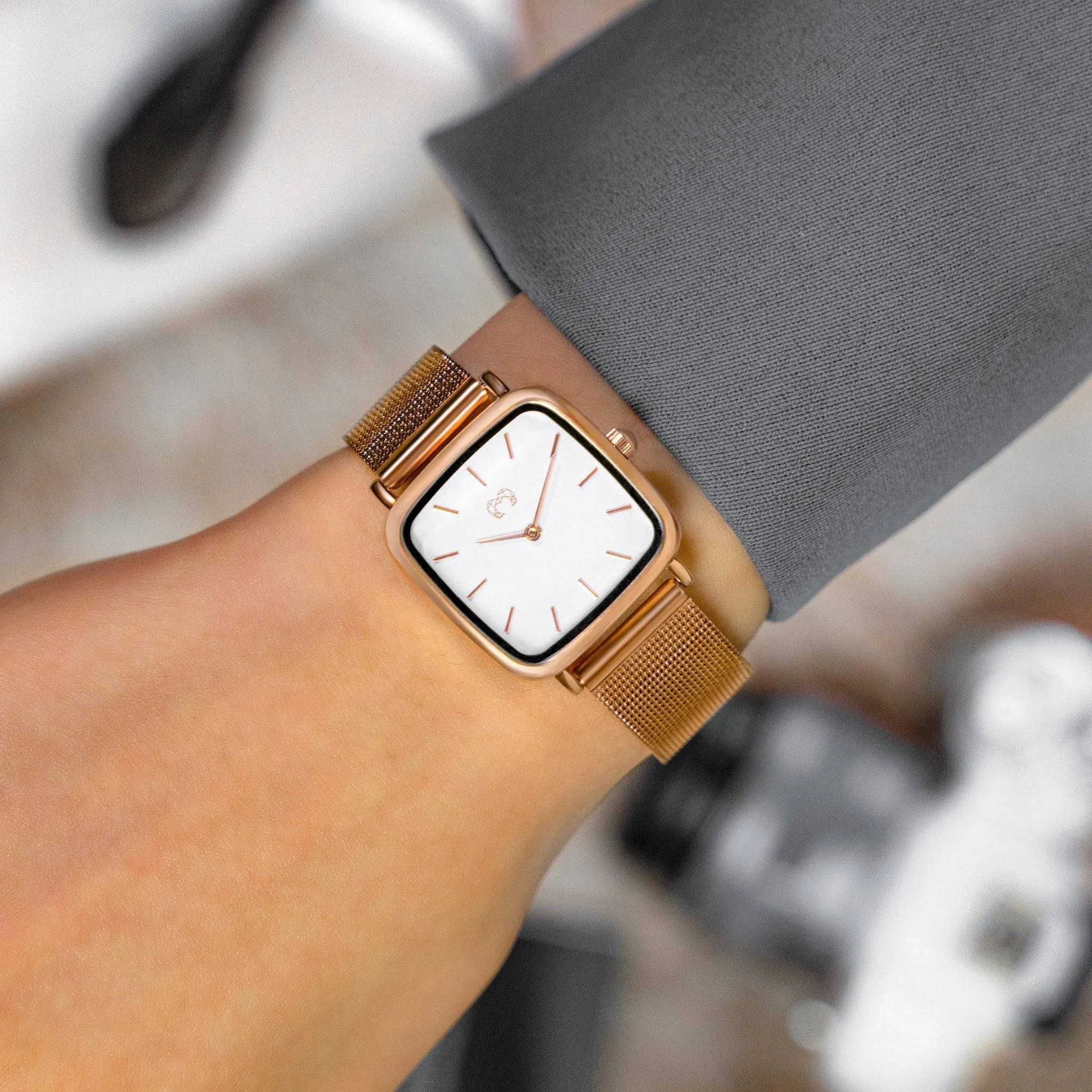 "Minuit" Watch ~ RoseWhite