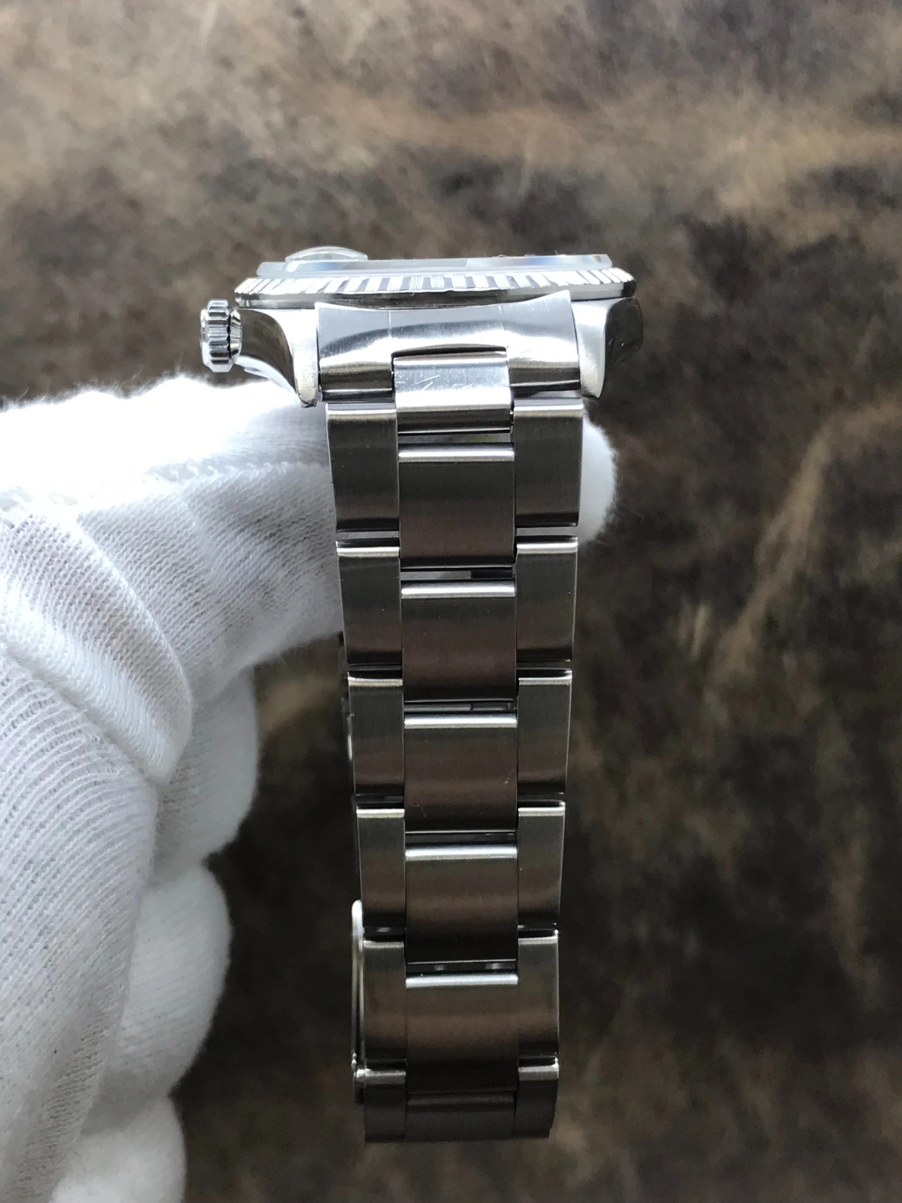 Rolex Datejust 36mm 16220 Blue Roman Dial Automatic Watch