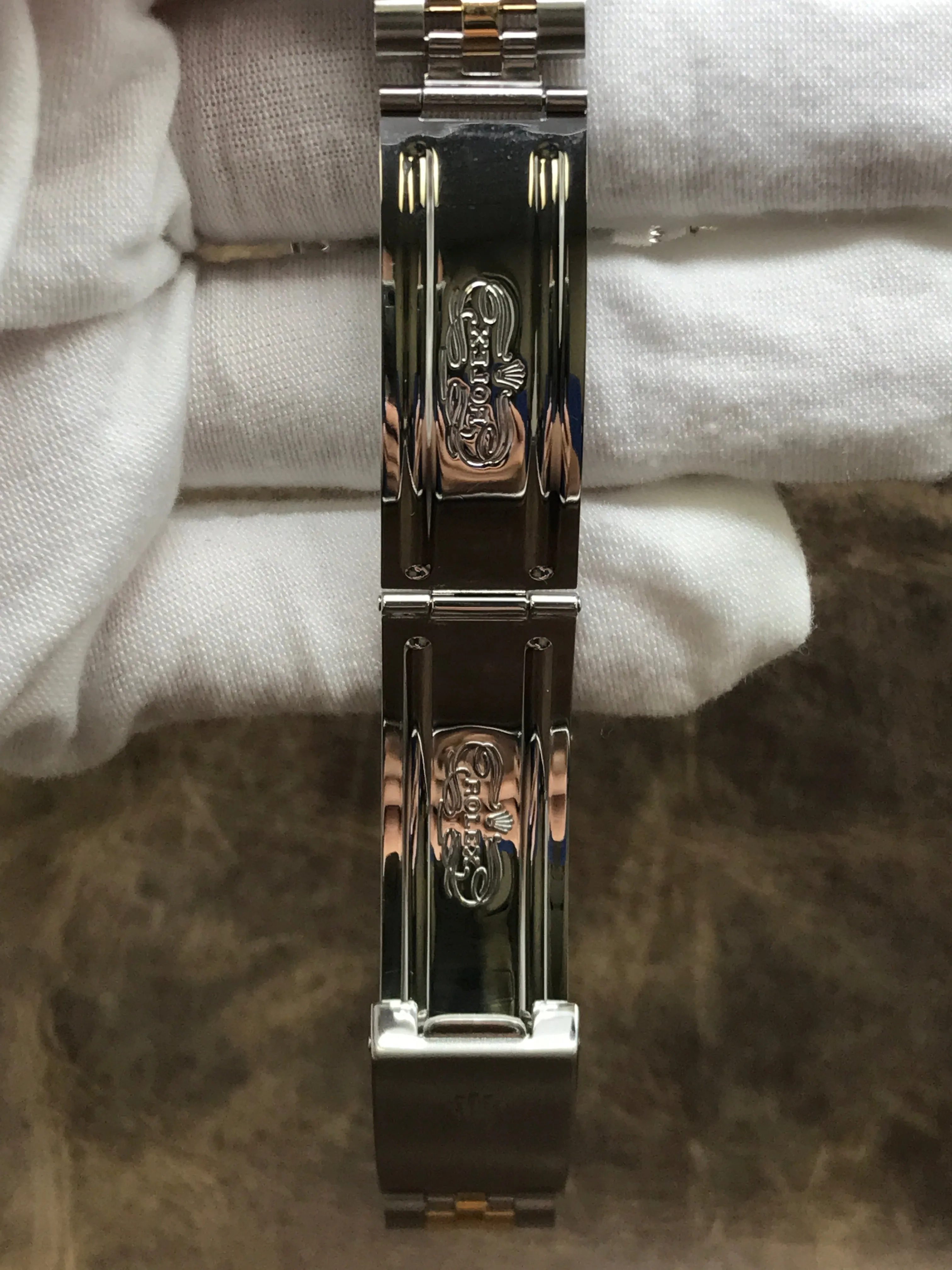 Rolex Datejust 36mm 16233 Light Champagne Dial Automatic Watch