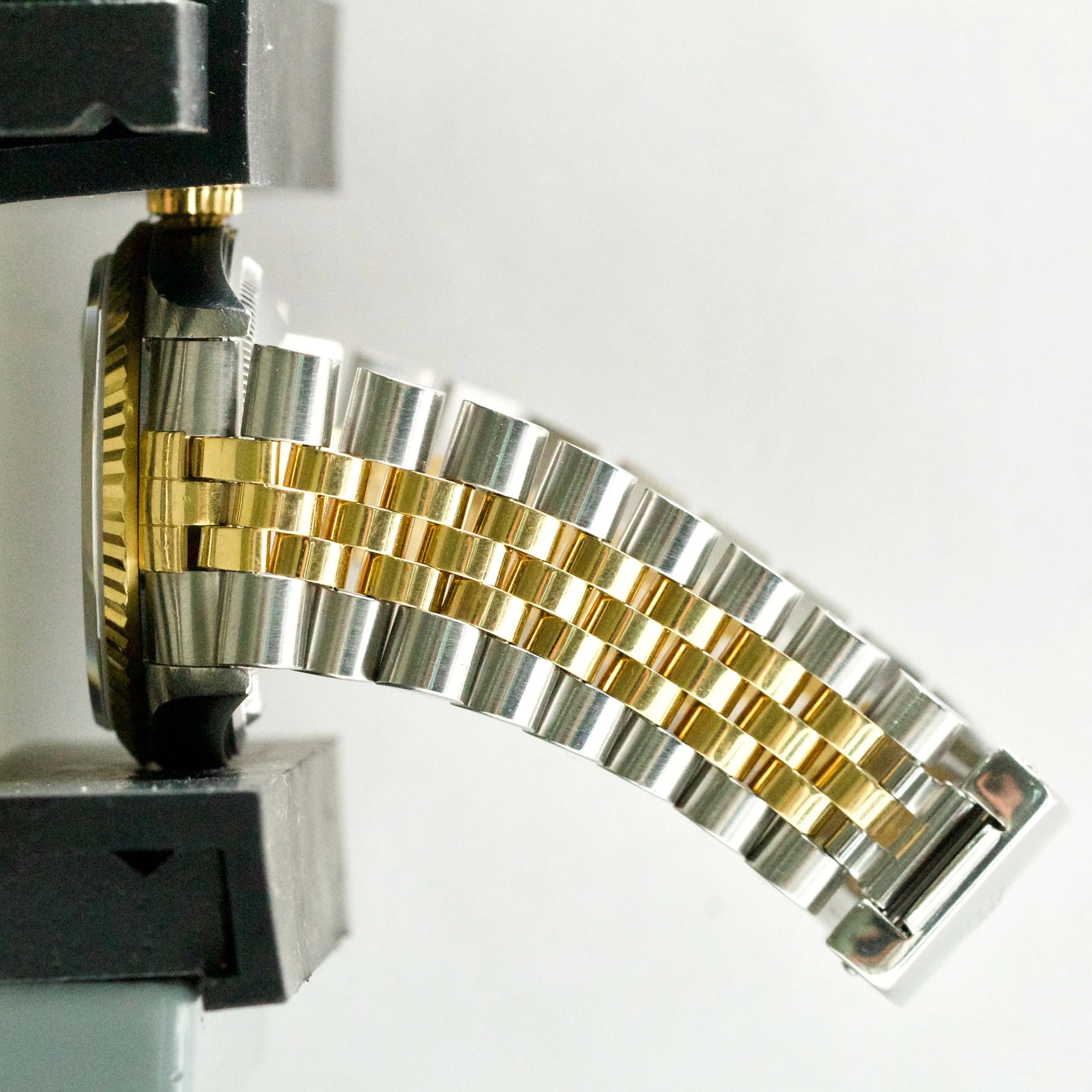 Rolex DateJust 36mm BLACK 18K Yellow Gold Stainless Steel JUBILEE Watch 16233
