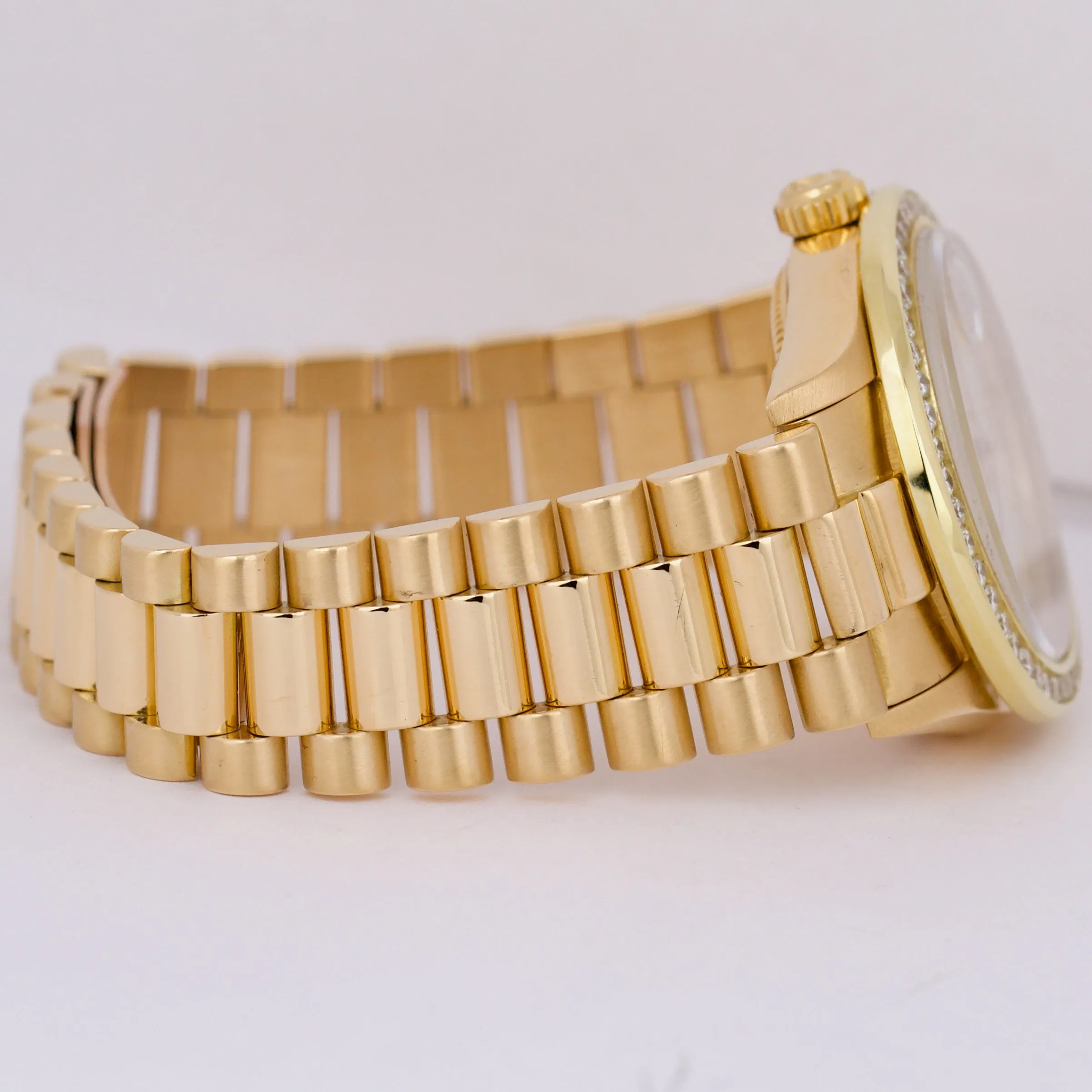 Rolex DateJust President MOTHER OF PEARL DIAMOND 31mm 18K Yellow Gold 68278