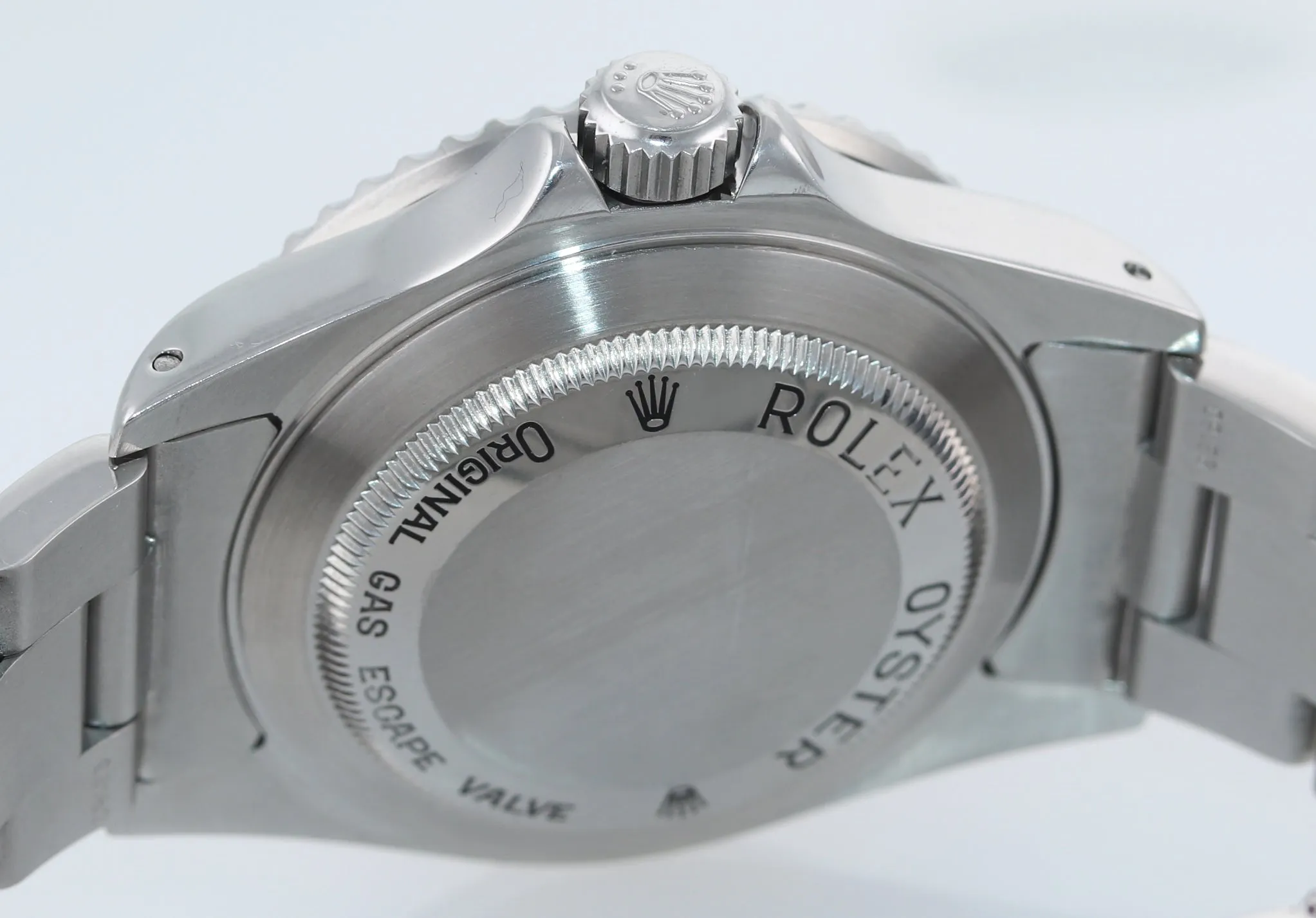 Rolex Sea-Dweller Steel TRITIUM 16600 Black Dial Date 40mm  Watch Box