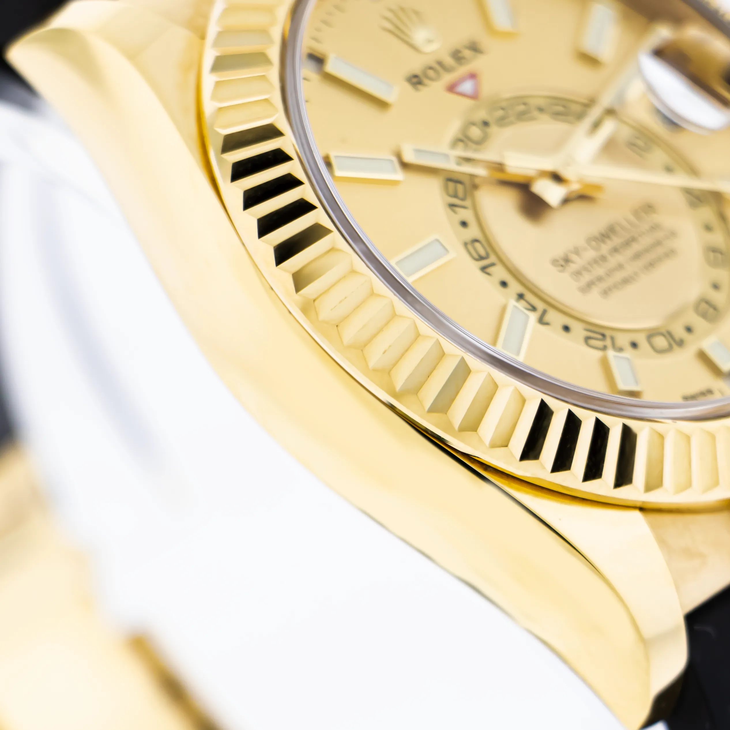 Rolex Sky-Dweller 42mm Yellow Gold Champagne Index Dial & Fluted Bezel 326238