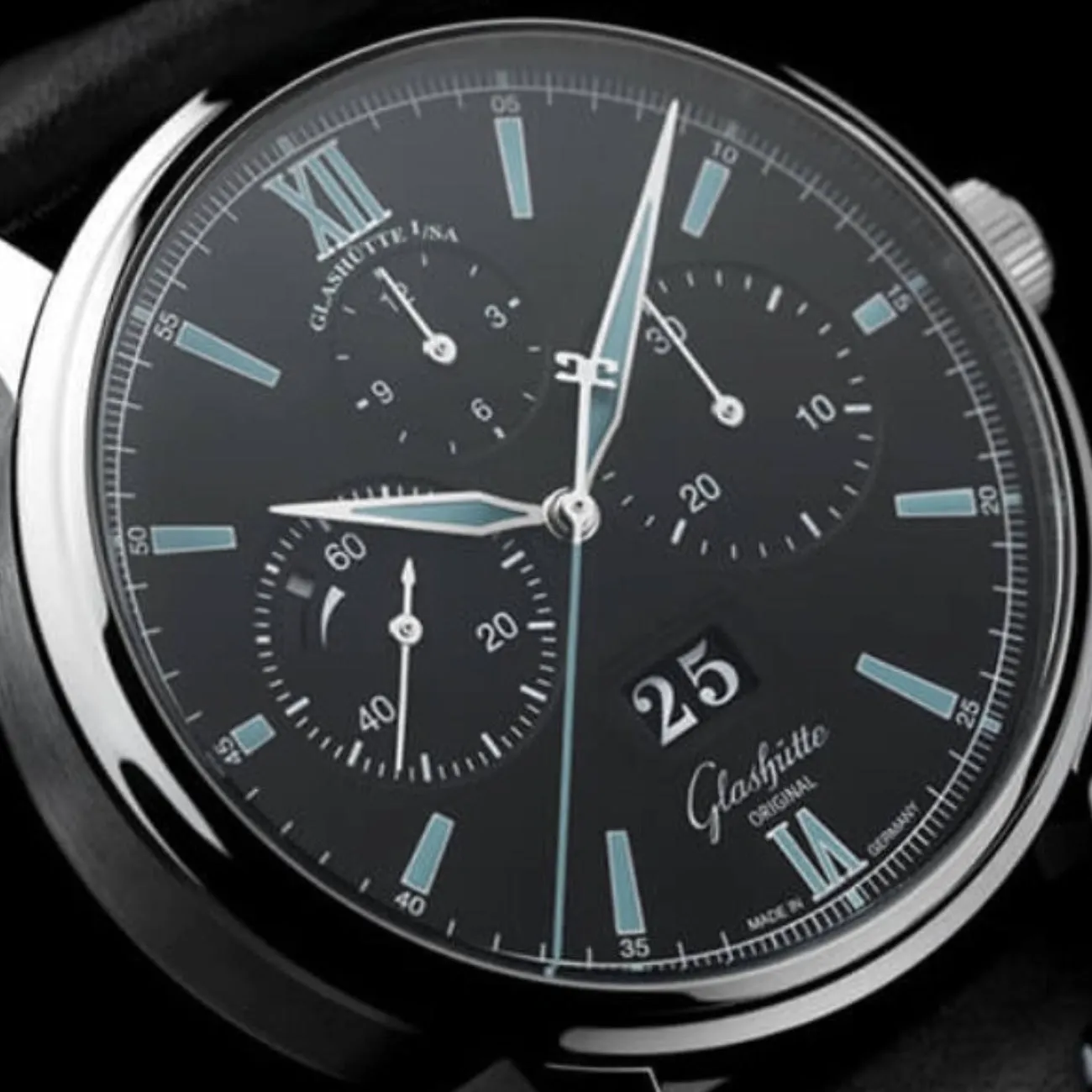 SENATOR CHRONOGRAPH PANORAMA DATE