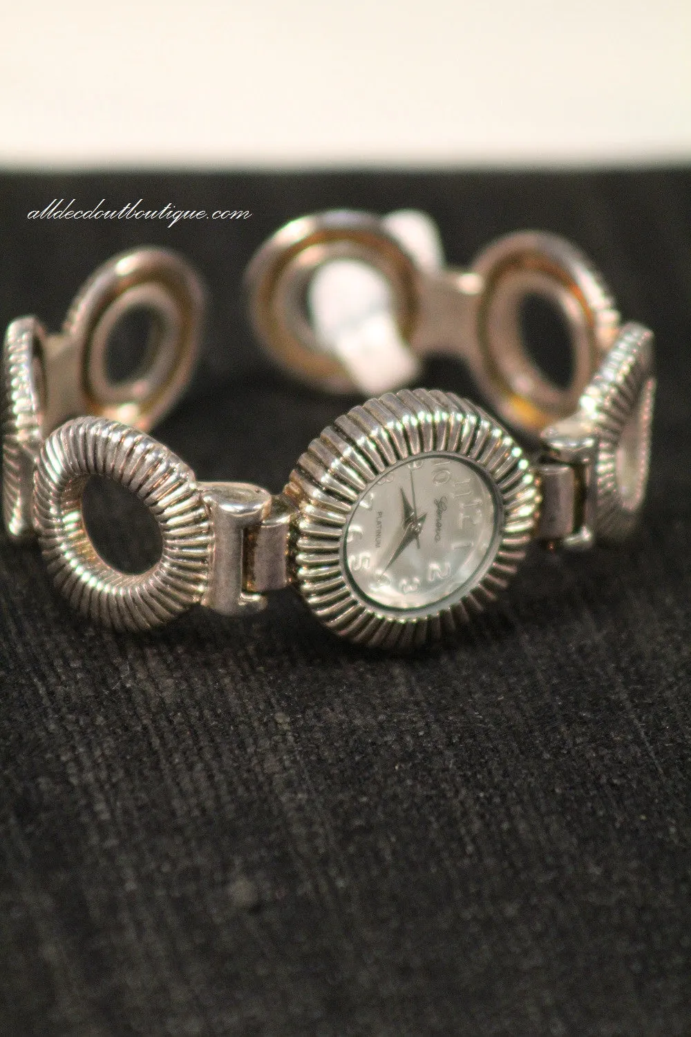 Silver/White | Metal Band One Size