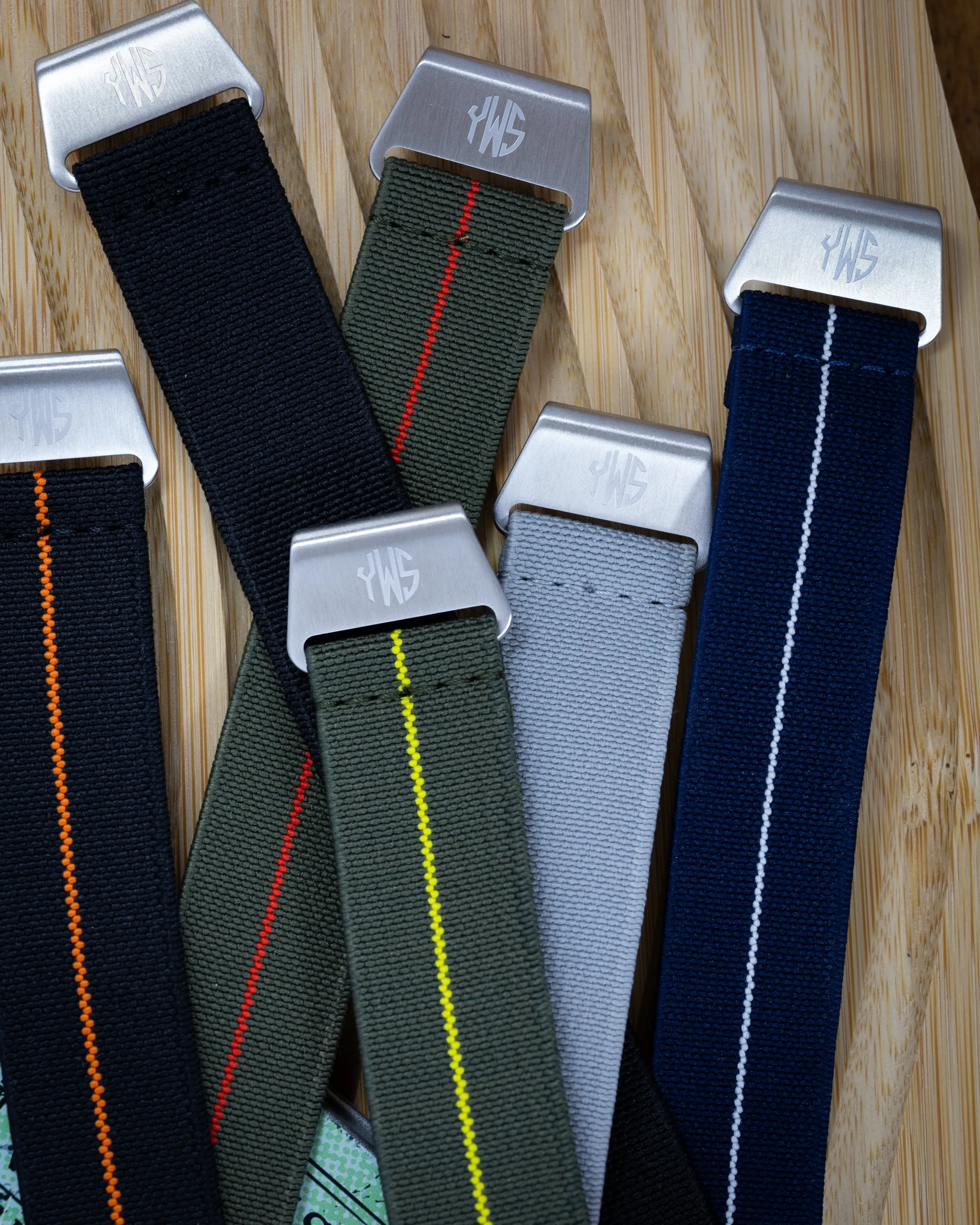 The Trooper Fixed Lugs Elastic Strap - Green Red