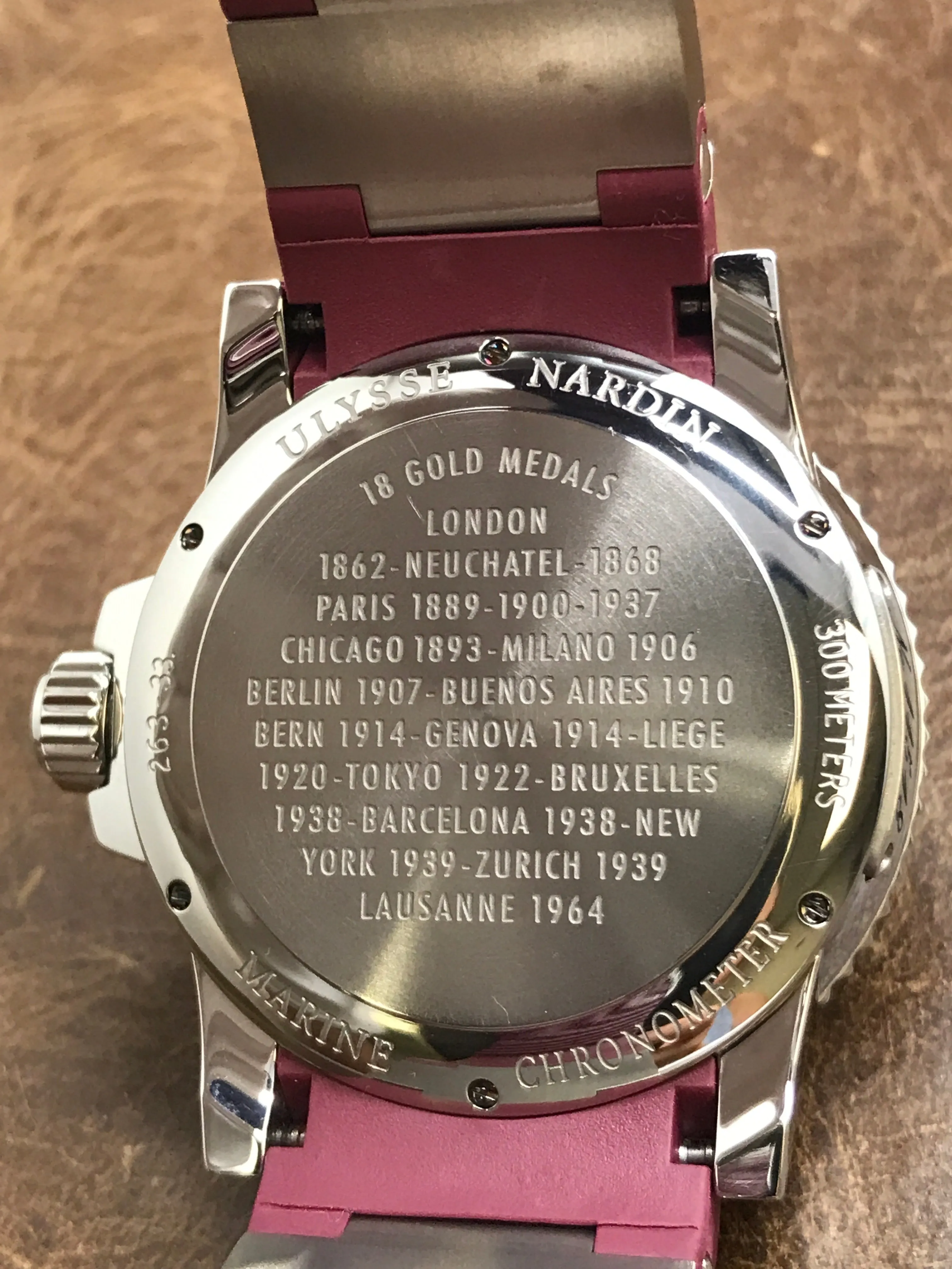 Ulysse Nardin Maxi Marine Diver 263-33 Burgundy Dial Automatic  Men's Watch