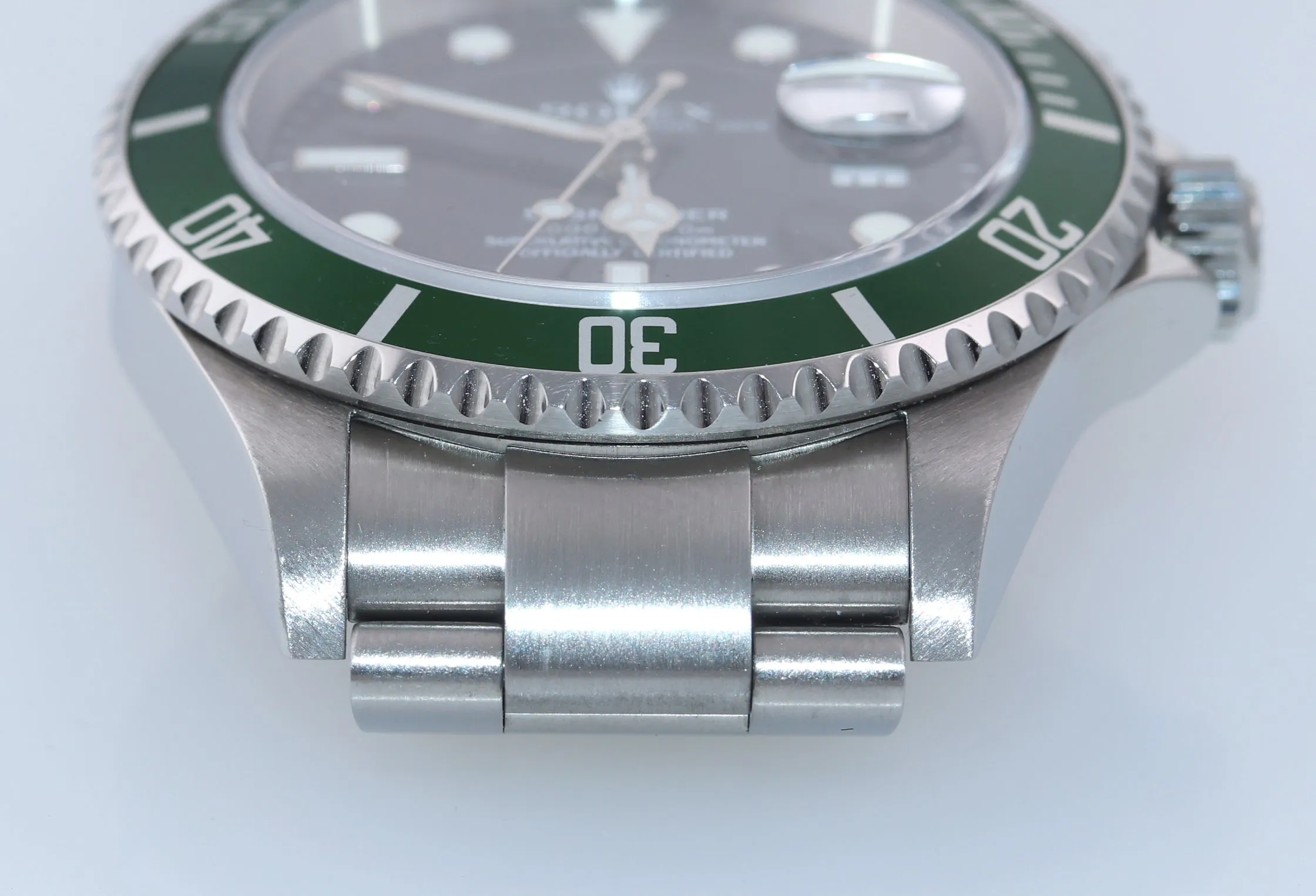UNPOLISHED Rolex Submariner 16610 Kermit Green Submariner 40mm 16610LV Watch