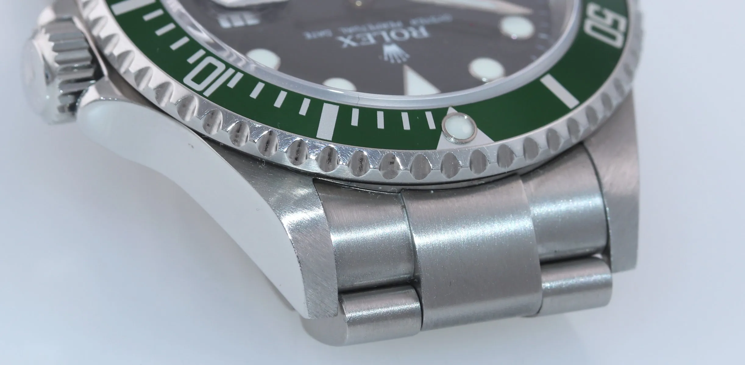UNPOLISHED Rolex Submariner 16610 Kermit Green Submariner 40mm 16610LV Watch