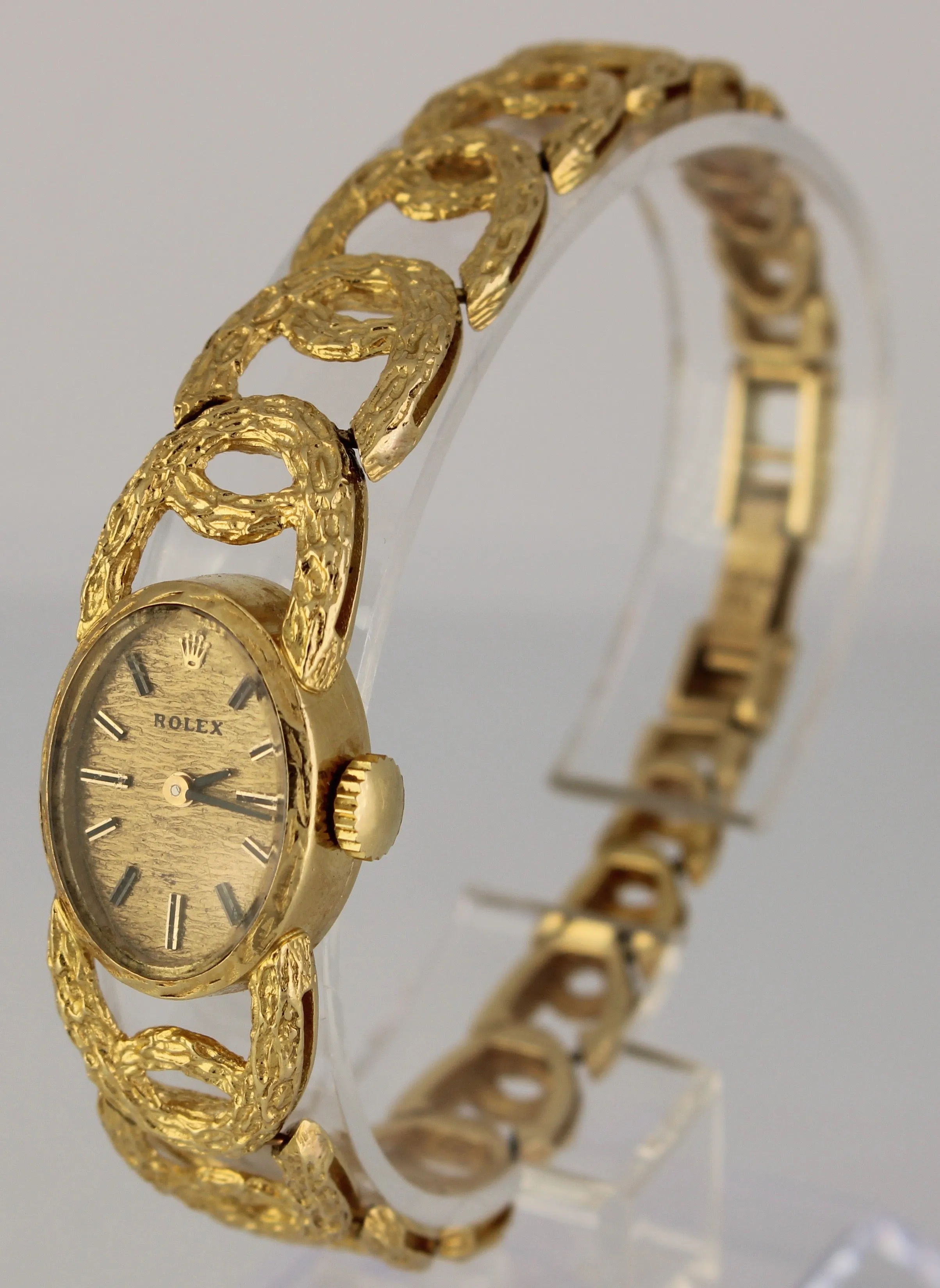 Vintage Ladies Rolex Cocktail 18K  Yellow Gold Swiss Mechanical 17mm Watch